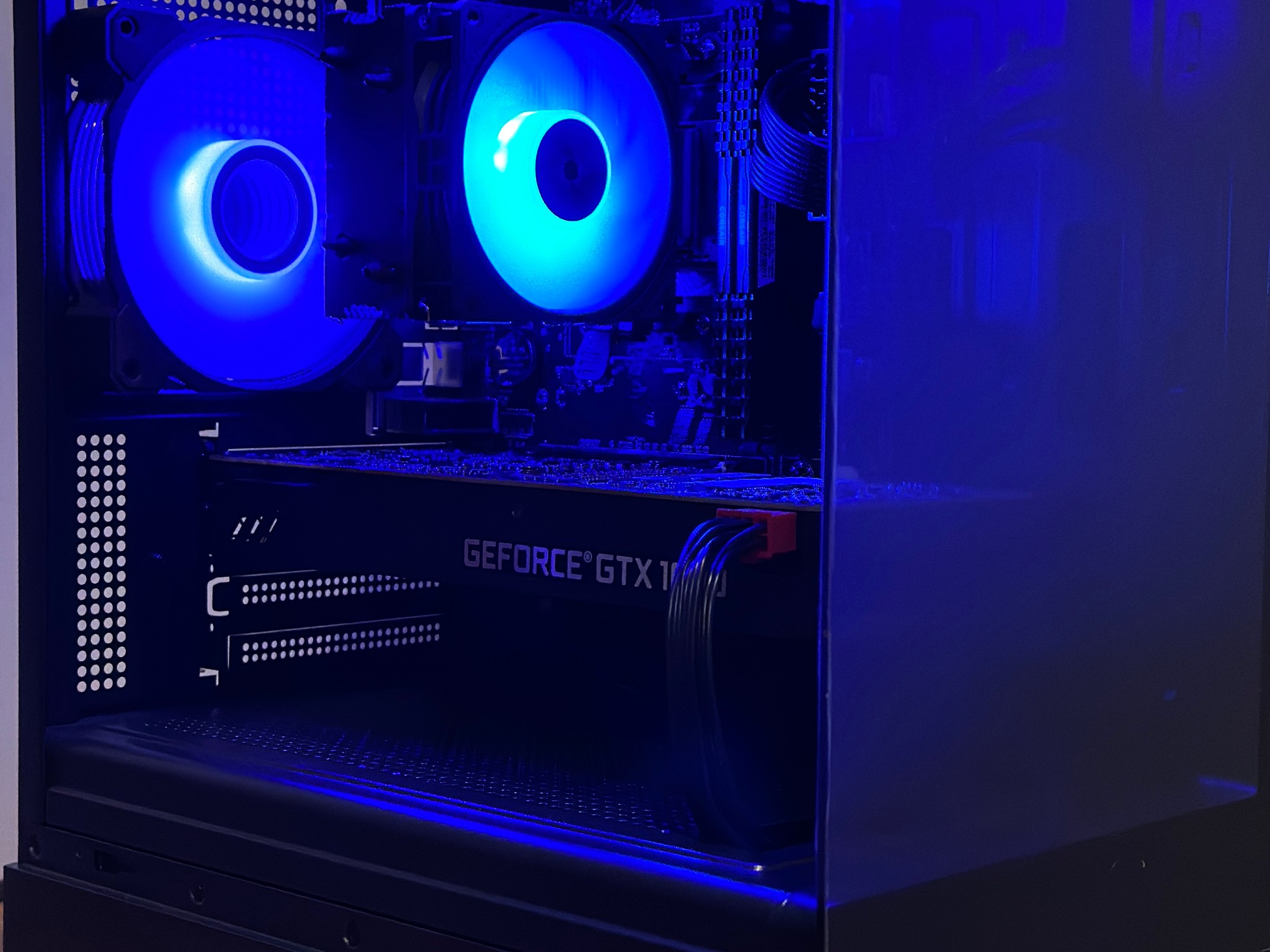 GTX 1070 | Ryzen 5 2600x | 16GB DDR4 | 1.12TB | Win 11 | Office 2024 | WiFi + BT | Custom Gaming PC