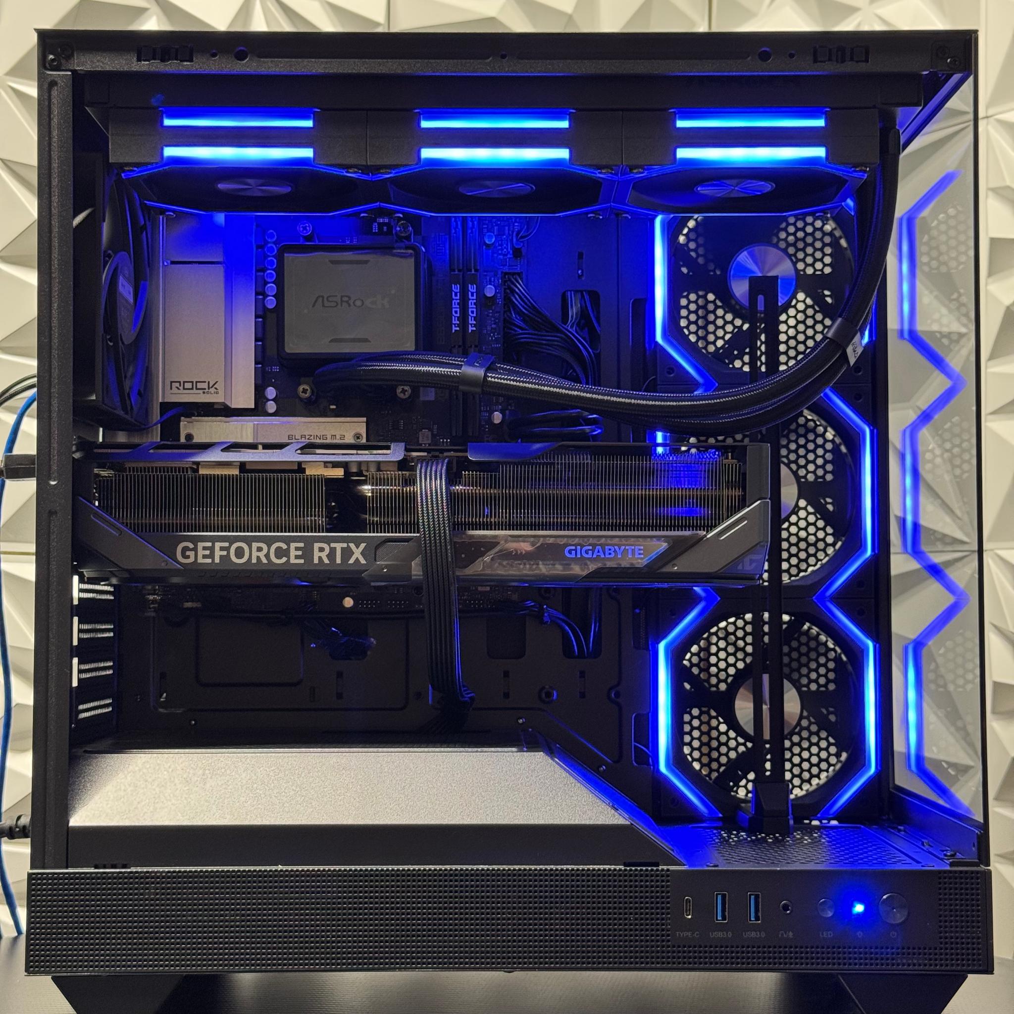 RTX 5070 Ti / Ryzen 9 9900x / 32GB DDR5 / 1TB SSD / Gaming / streaming / Ai / New with warranty