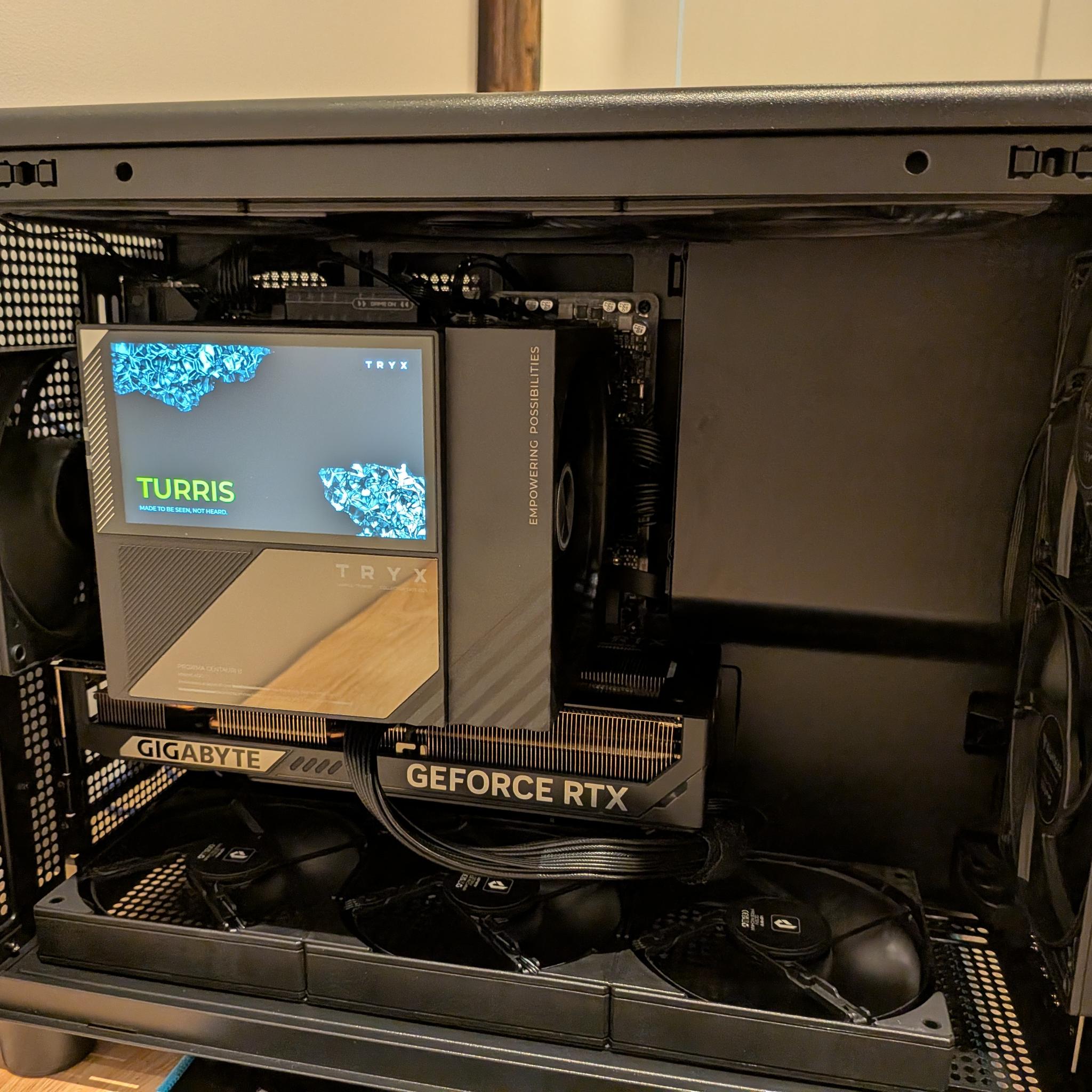 1440p Forest Blackout - RTX 5070, Ryzen 5 7600X3D, 32 GB DDR5 RAM, 2 TB Gen 4 NVME