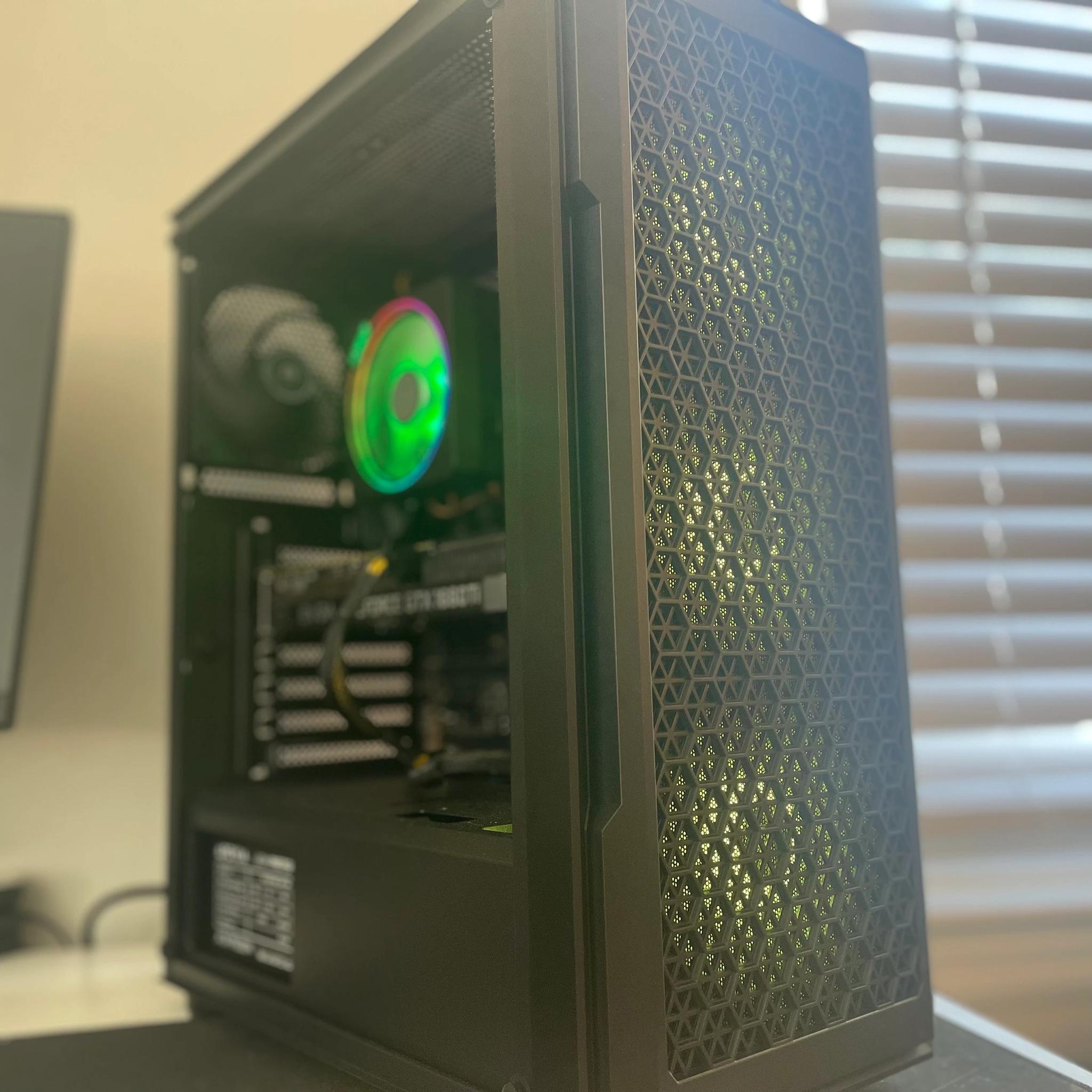 LIME - Mid-Range Gaming PC - Ryzen 5 3600x & 1660ti