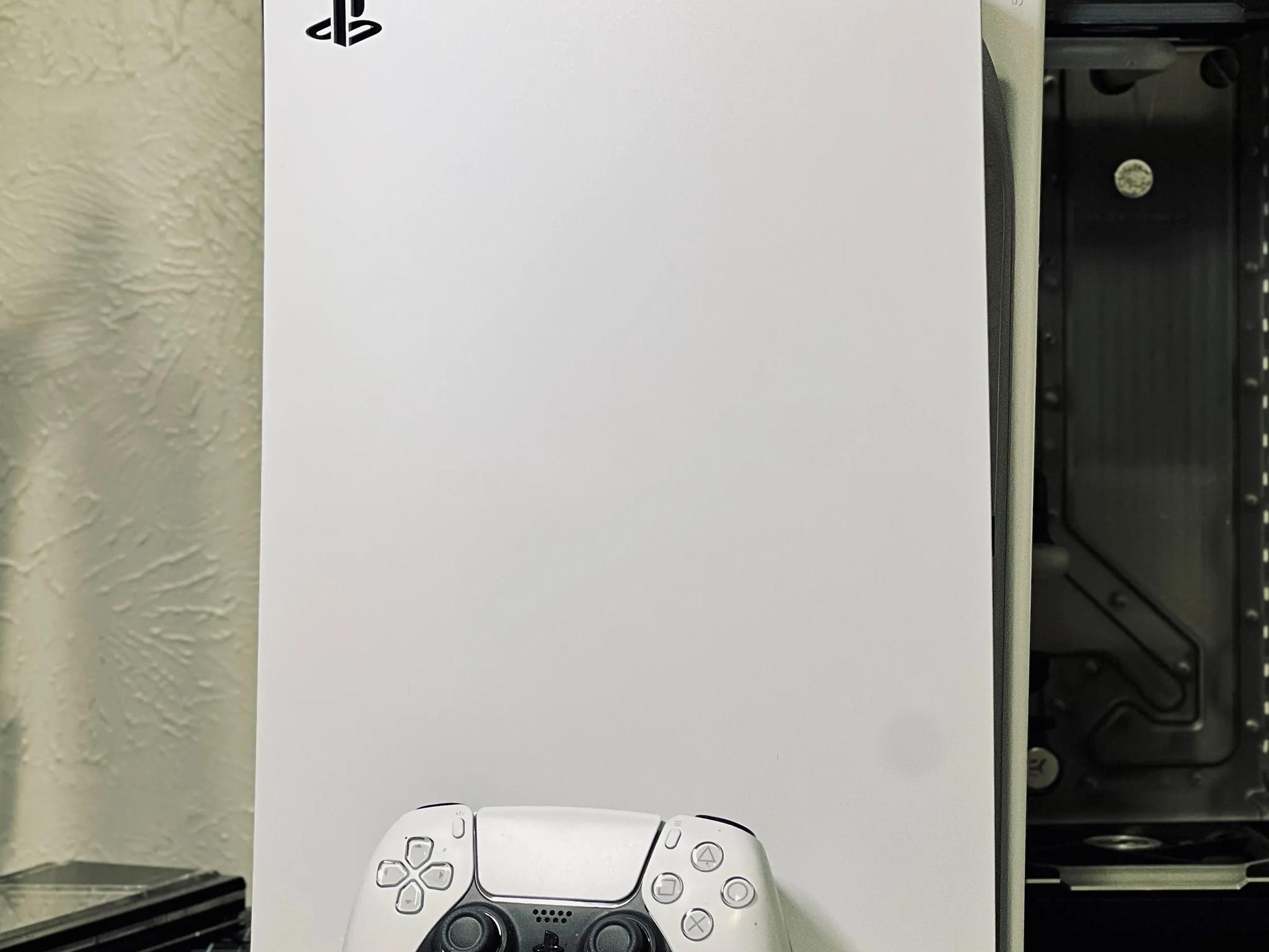 PlayStation 5, Disc Edition - lightly used, perfect condition in original packaging