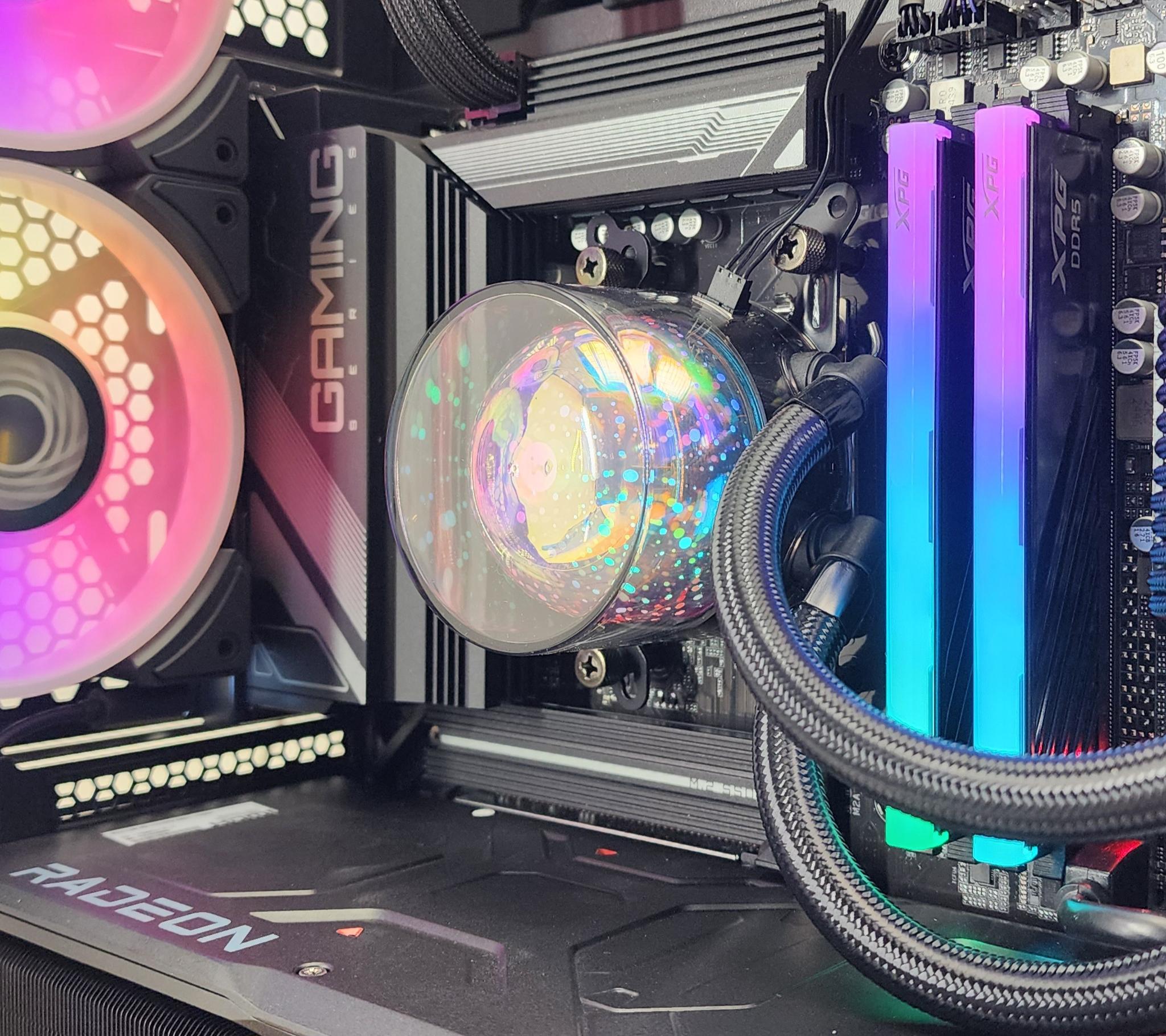 Gaming PC Ryzen 9 9900X 32GB RAM 2TB SSD RX 7900 XTX 24GB Windows 11 Computer