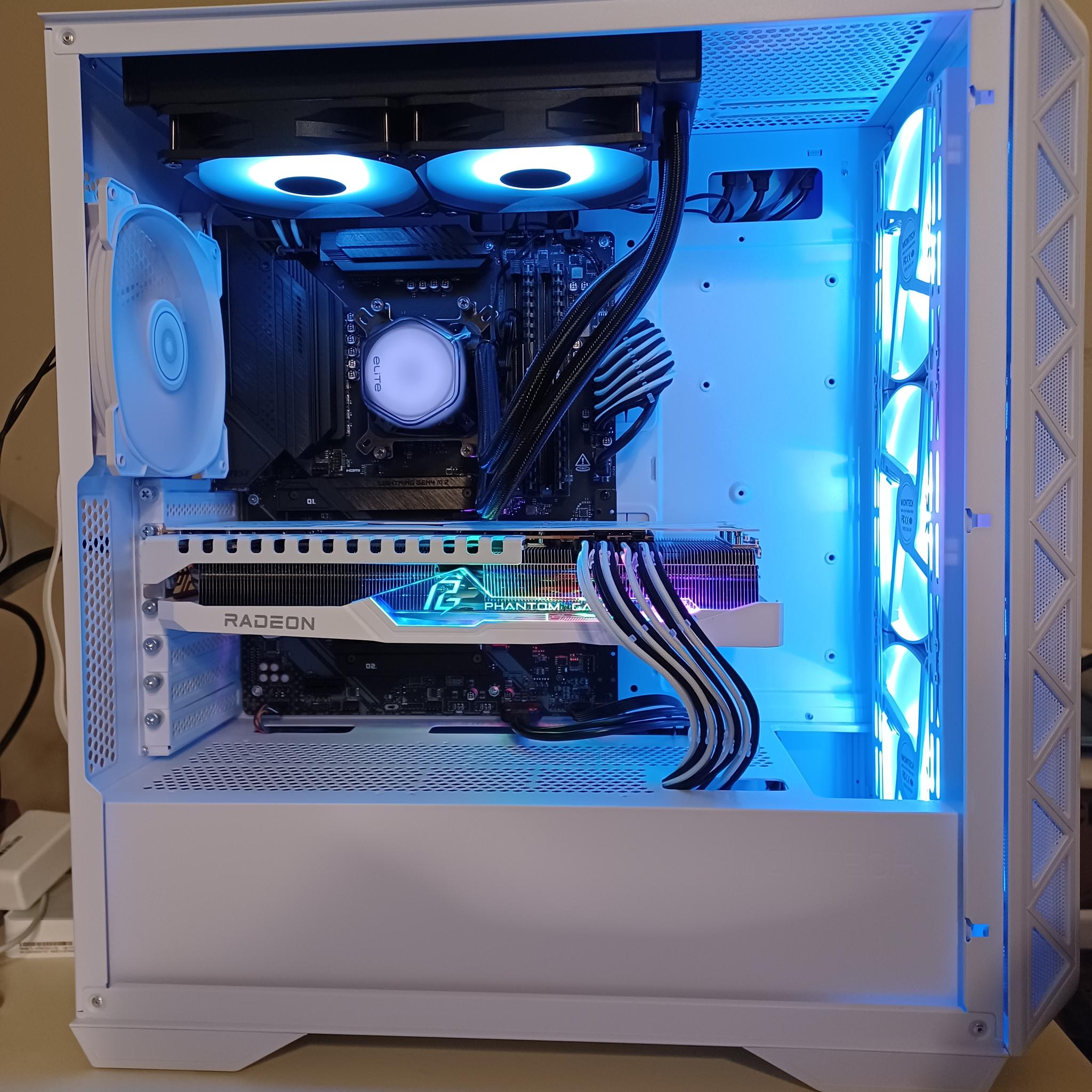RX 7900 XT + Ryzen 7 5700X3D + 32GB DDR4 | 4K Gaming Mid-Tower