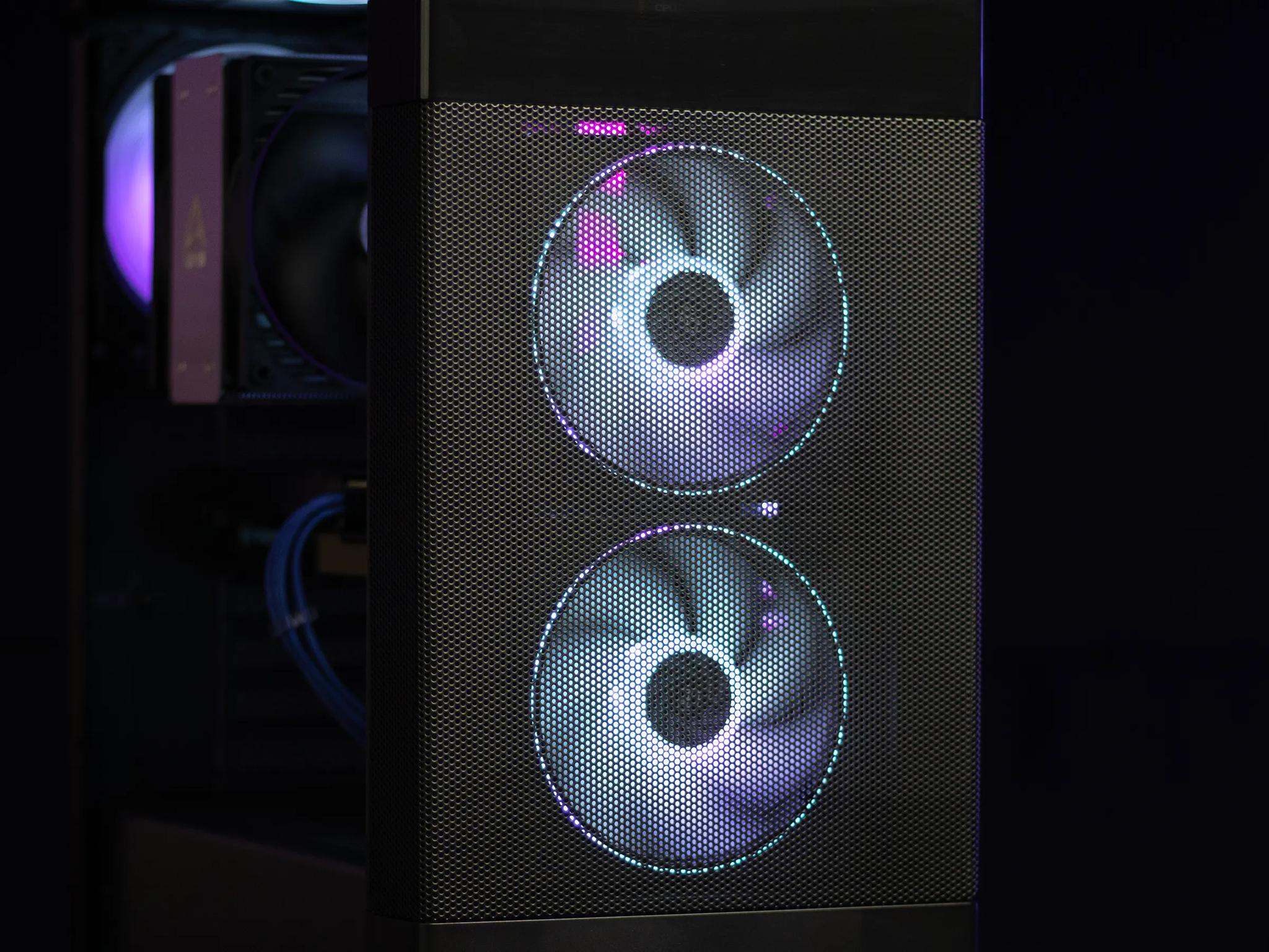 “Cyb3rThr4sh3r” RX 7600 8GB  Ryzen 5 5600G 32GB Windows 11 Pro 2.3TB Workstation Gaming PC