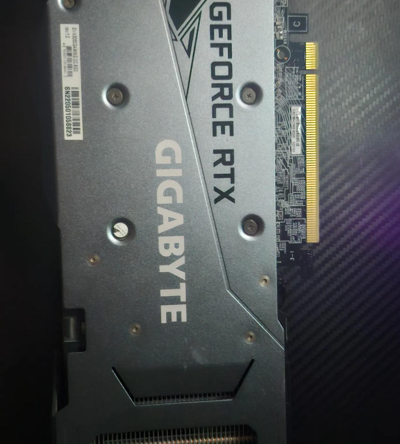 Used rgb gigabyte 3050 8gb
