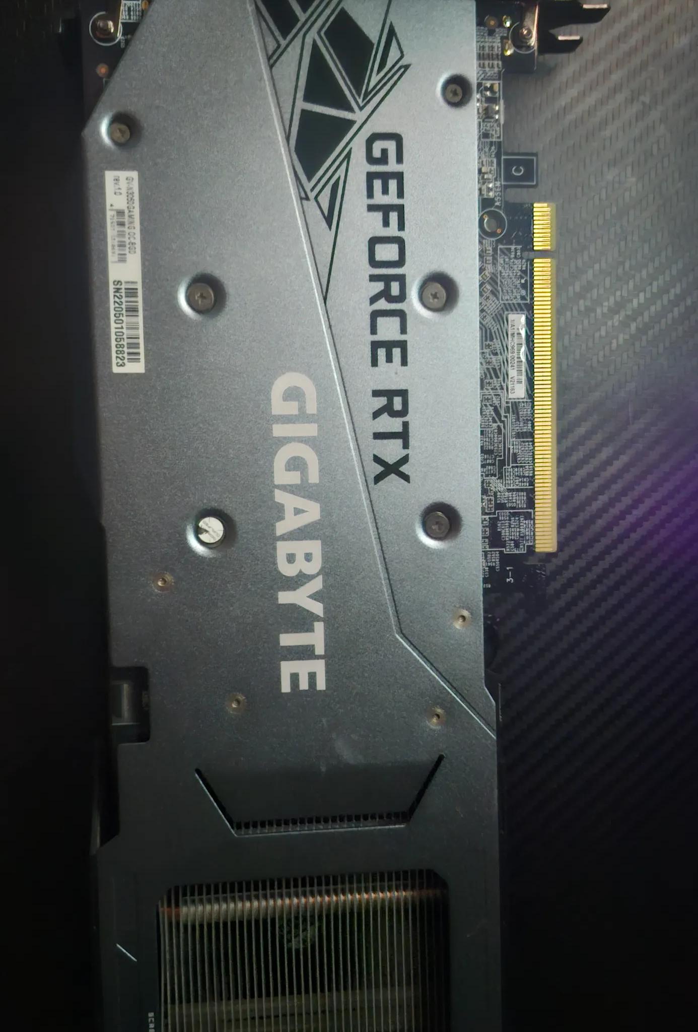 Used rgb gigabyte 3050 8gb