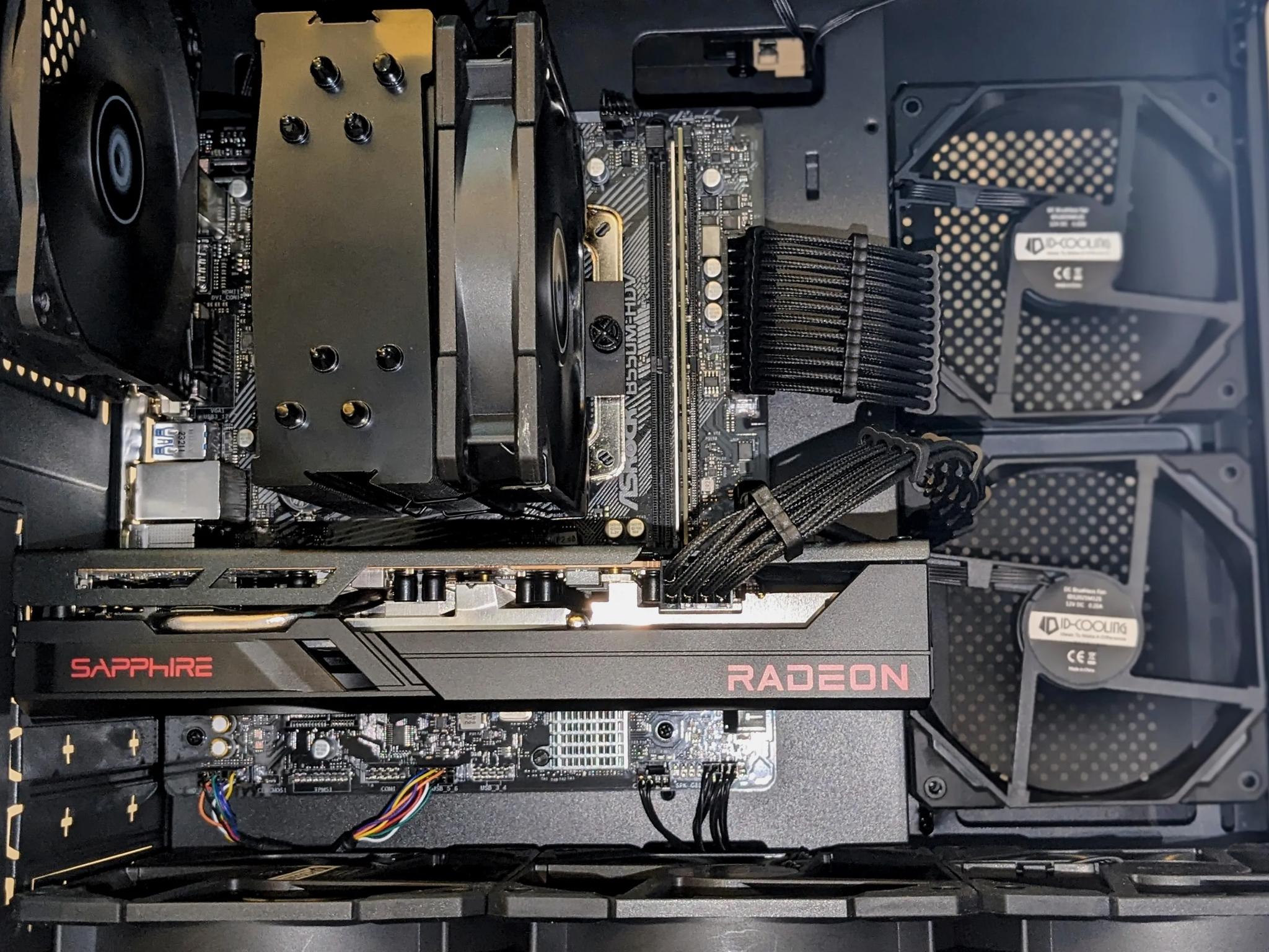 All Black Custom Gaming PC⚫️RX 6600XT ⚫️ Ryzen 5 3600X@4.5GHz⚫️ 16GB RAM ⚫️ 1TB NVMe ⚫️ Windows 11