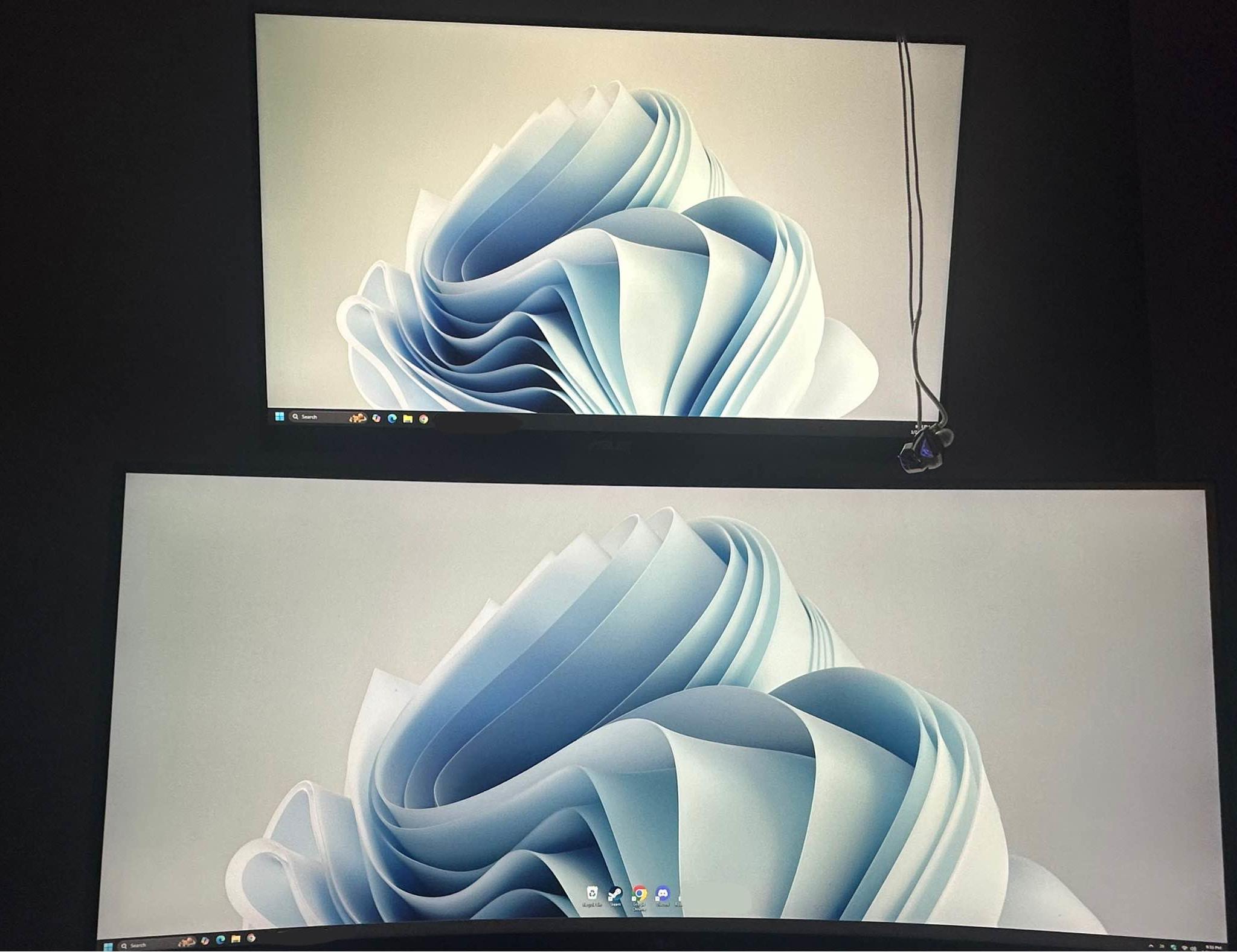 2 MONITORS - CAN BUY SEPERATELY