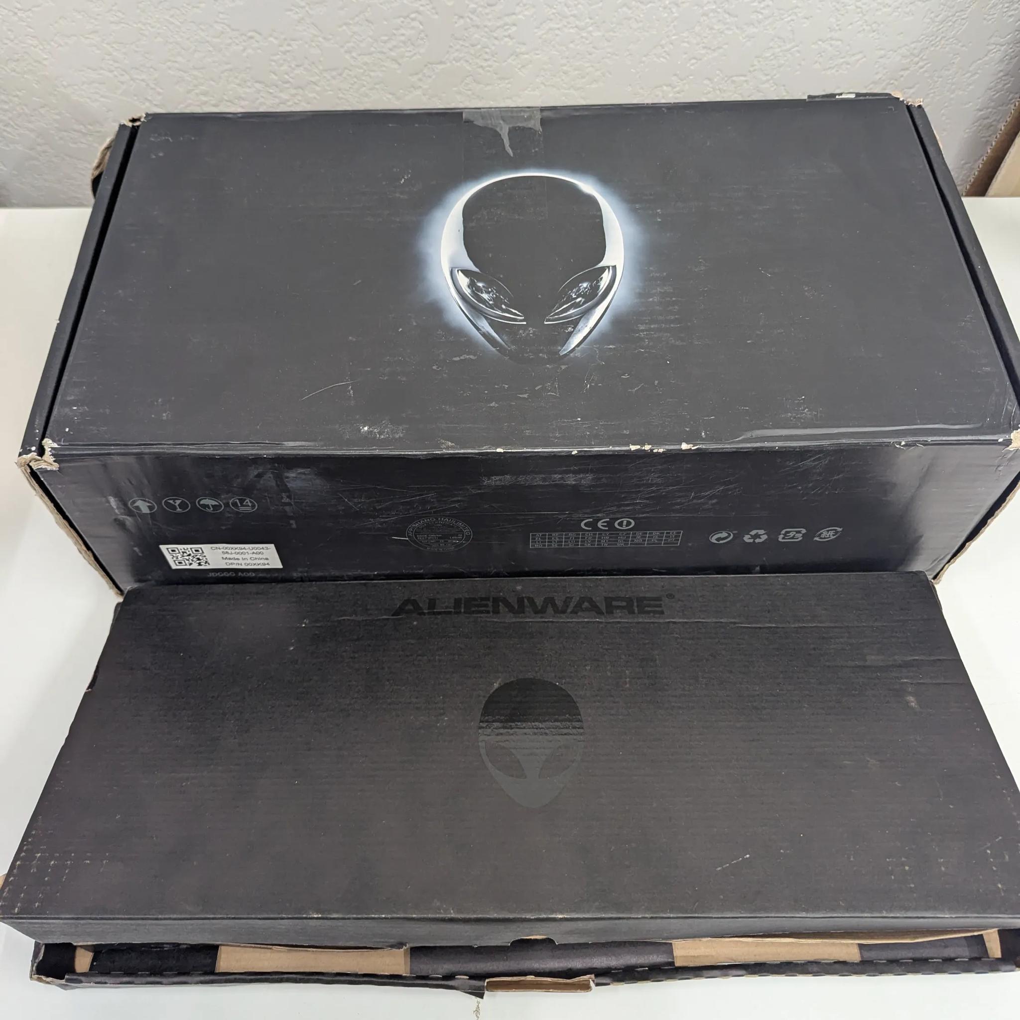 👾 Compact Alienware Desktop | Windows 8 Activated | Includes Keyboard & Power Supply