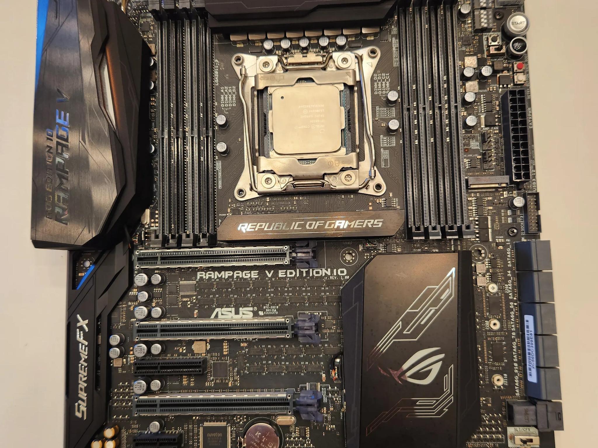 Asus ROG edition 10 rampage V w/ i7 6850k