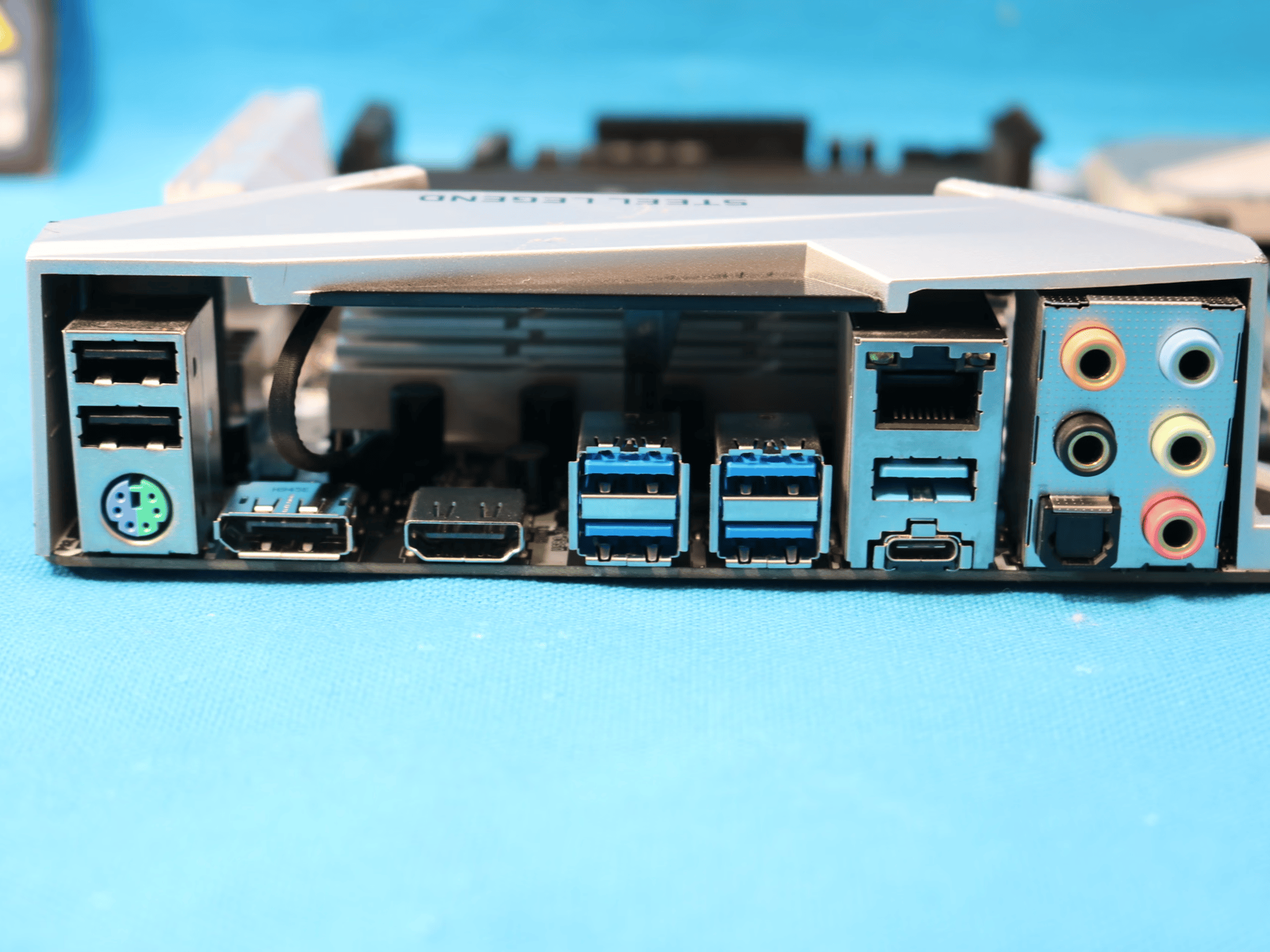 *No I/O Shield* ASRock B450 Steel Legend AMD Socket AM4 DDR4 ATX Desktop Motherboard 