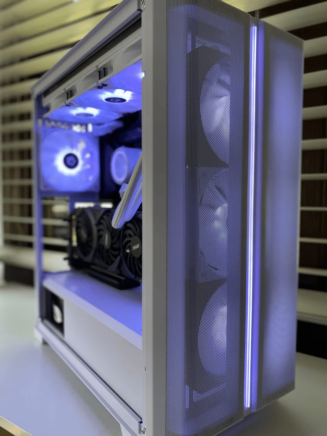 “Frozone” Rtx 3060ti 8gb, I7-10700k High-End Gaming PC