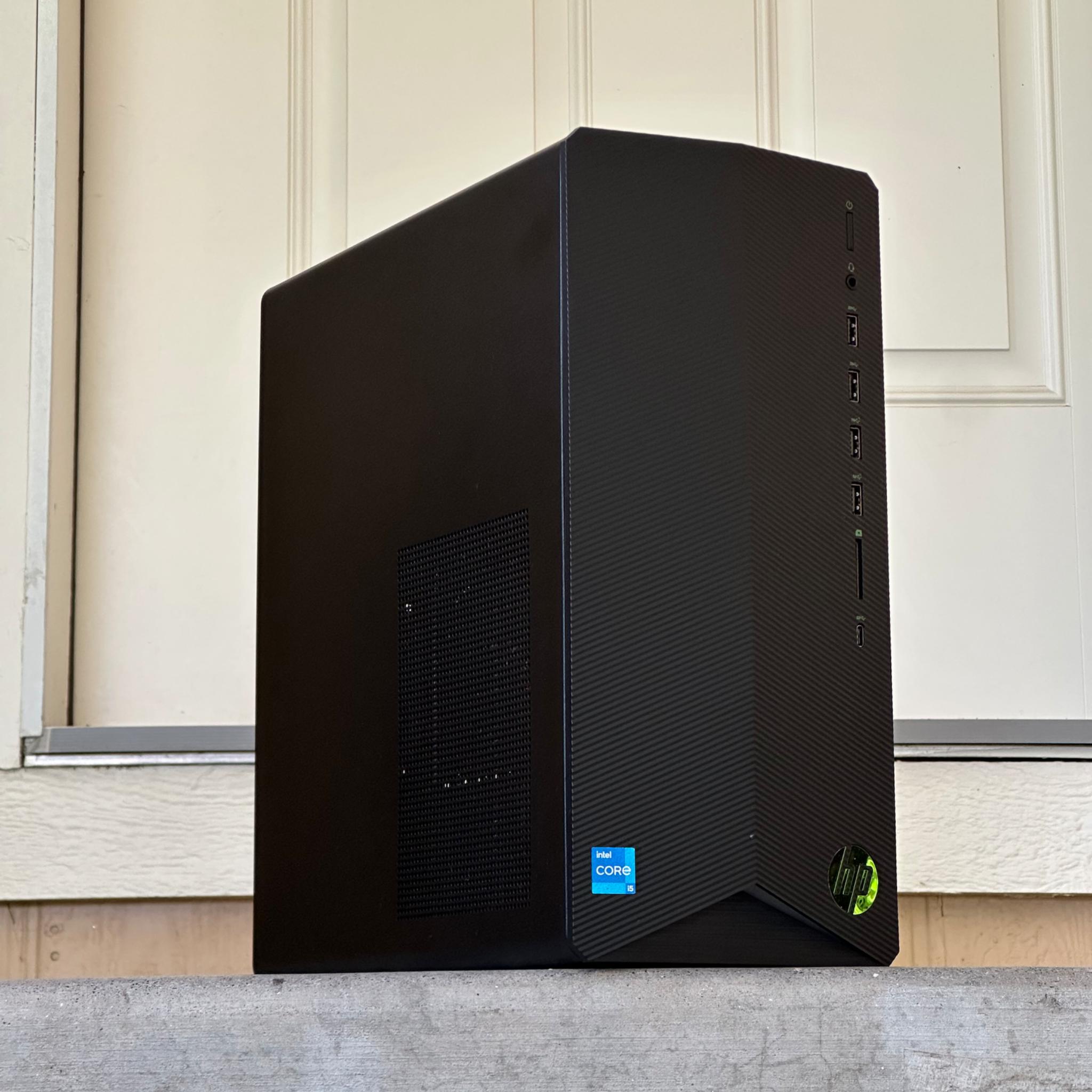 i5-11400 / GTX 1660 Super / 16GB DDR4 / 1256GB Storage / Windows 11