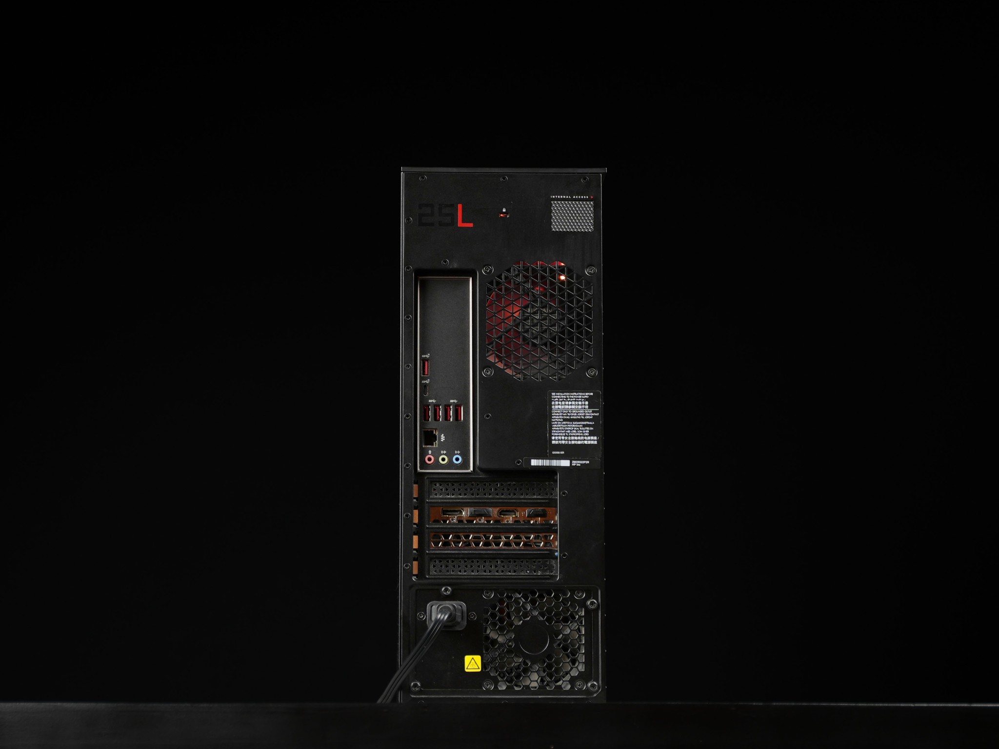 \ QF-01 / RTX 3050 Intel Core i7 9700 16GB 1.3TB Windows 11 Gaming PC Powerhouse