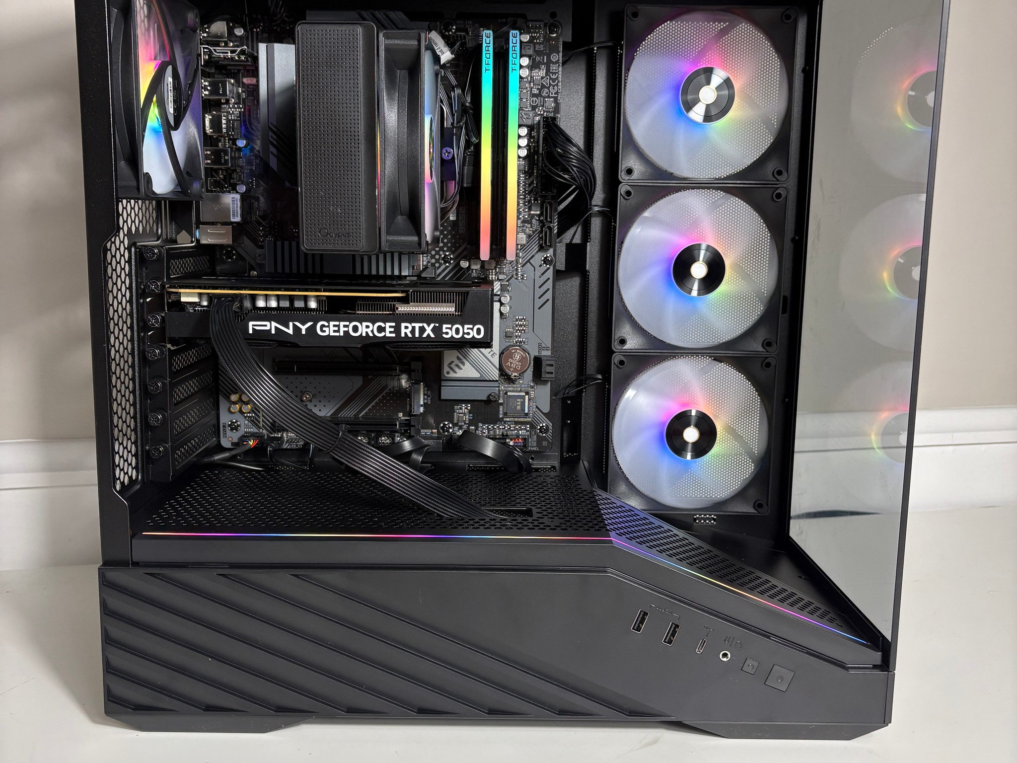 EXT View 70X Lite (V2) - Ryzen 5 5500, RTX 5050 8GB, 16GB DDR4 Ram, 1TB SSD