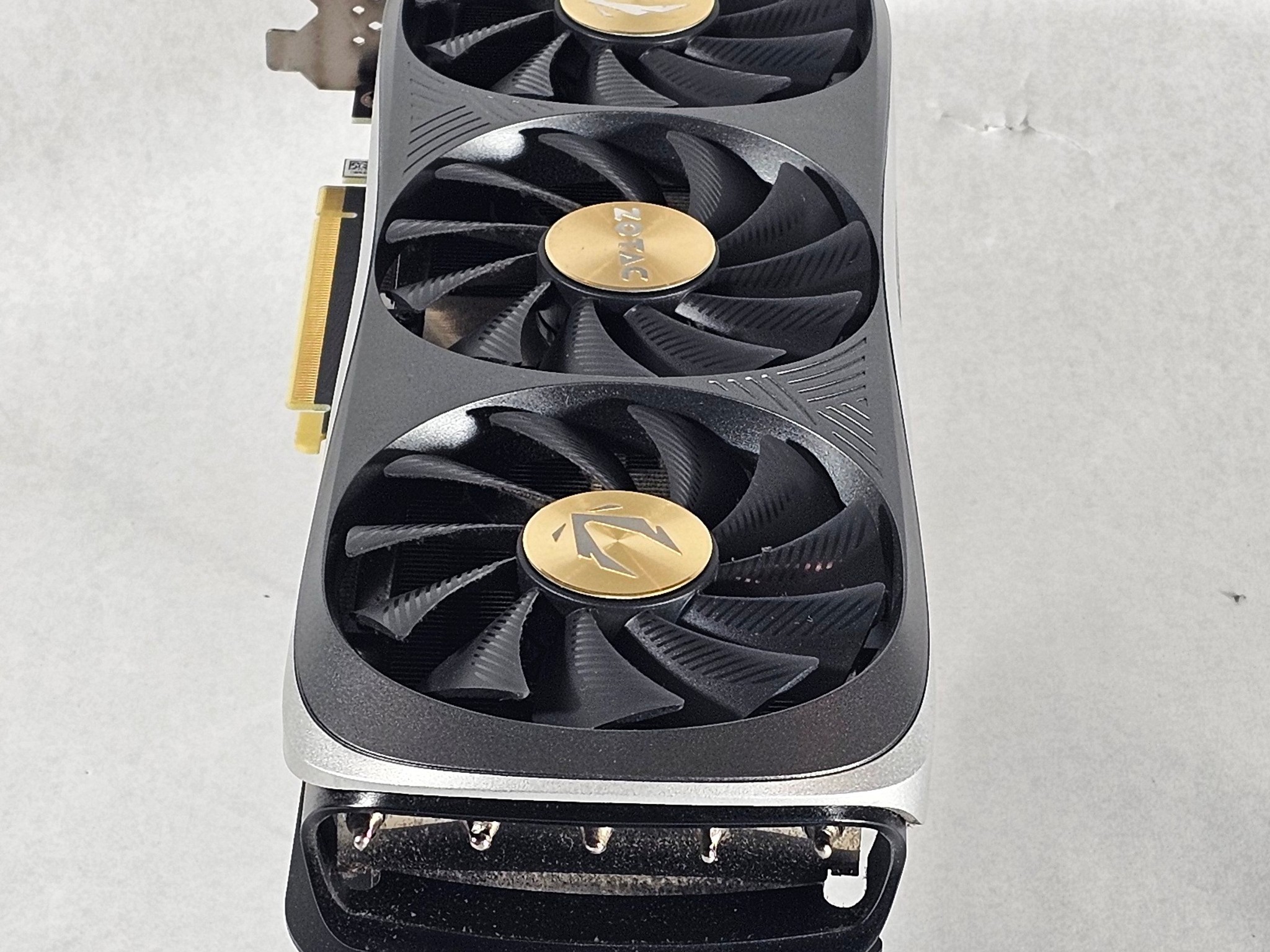 RTX 4070 Ti ZOTAC Gaming 12GB