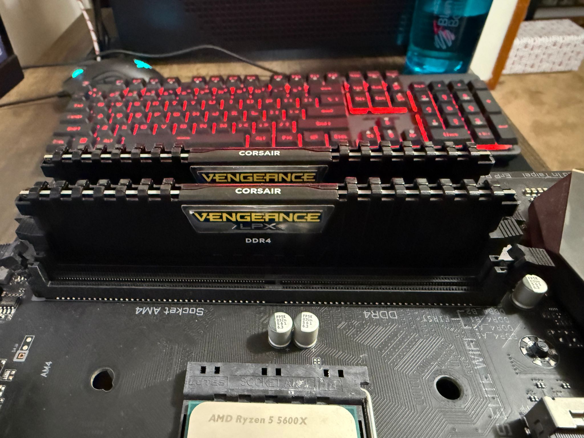 Ryzen 5 5600X | Gigabyte X570 AORUS Elite WiFi | 16GB DDR4