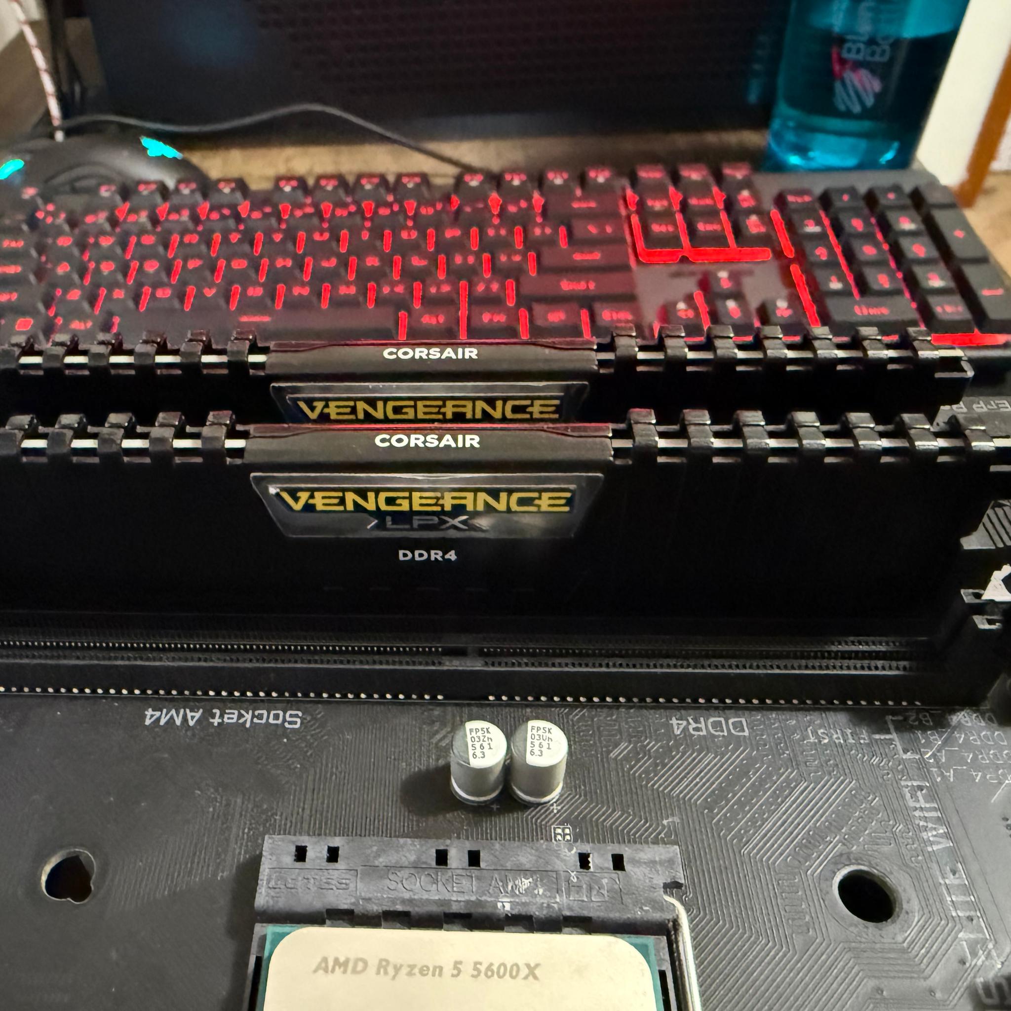 Ryzen 5 5600X | Gigabyte X570 AORUS Elite WiFi | 16GB DDR4