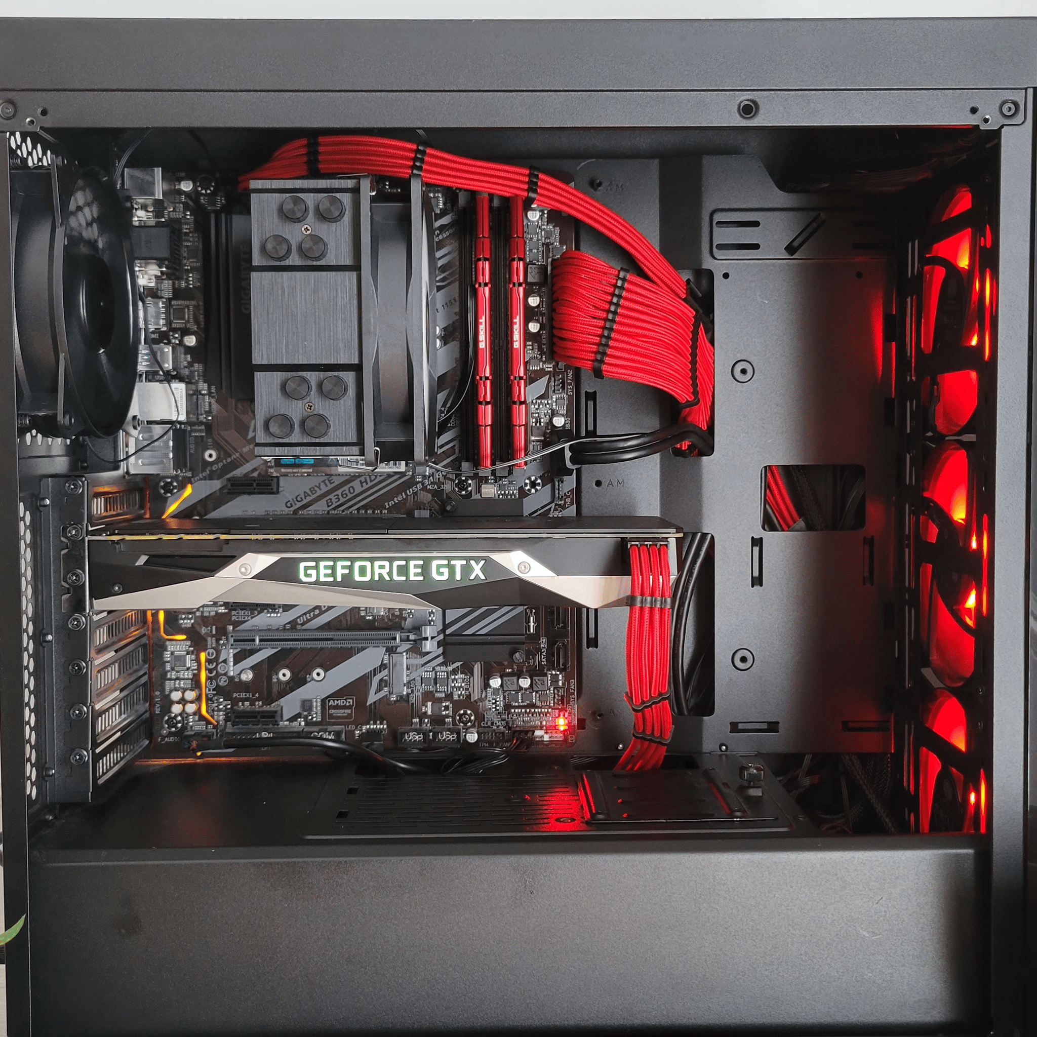 GTX 1070 Red Gaming PC (i5-8400//GTX 1070)
