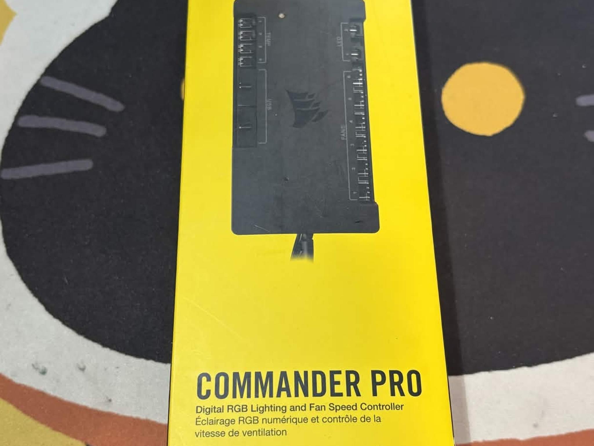 Corsair Commander Pro RGB & Fan Controller Hub