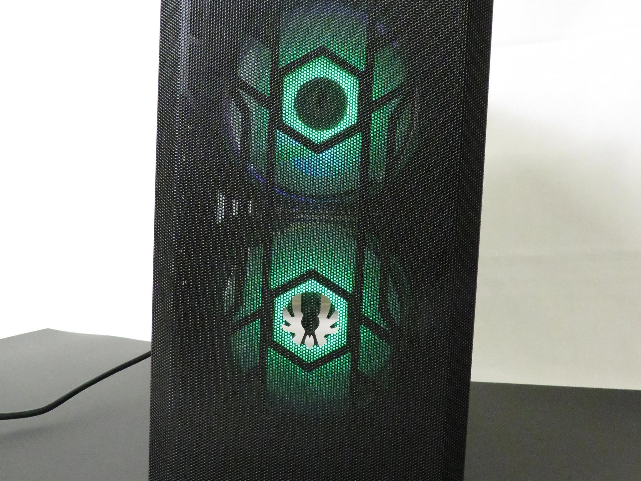 Budget GAMER! EVGA 1660 Super + Intel Xeon E5 2650 V4 + 32 GB DDR4 + 1 TB 2.5in SSD
