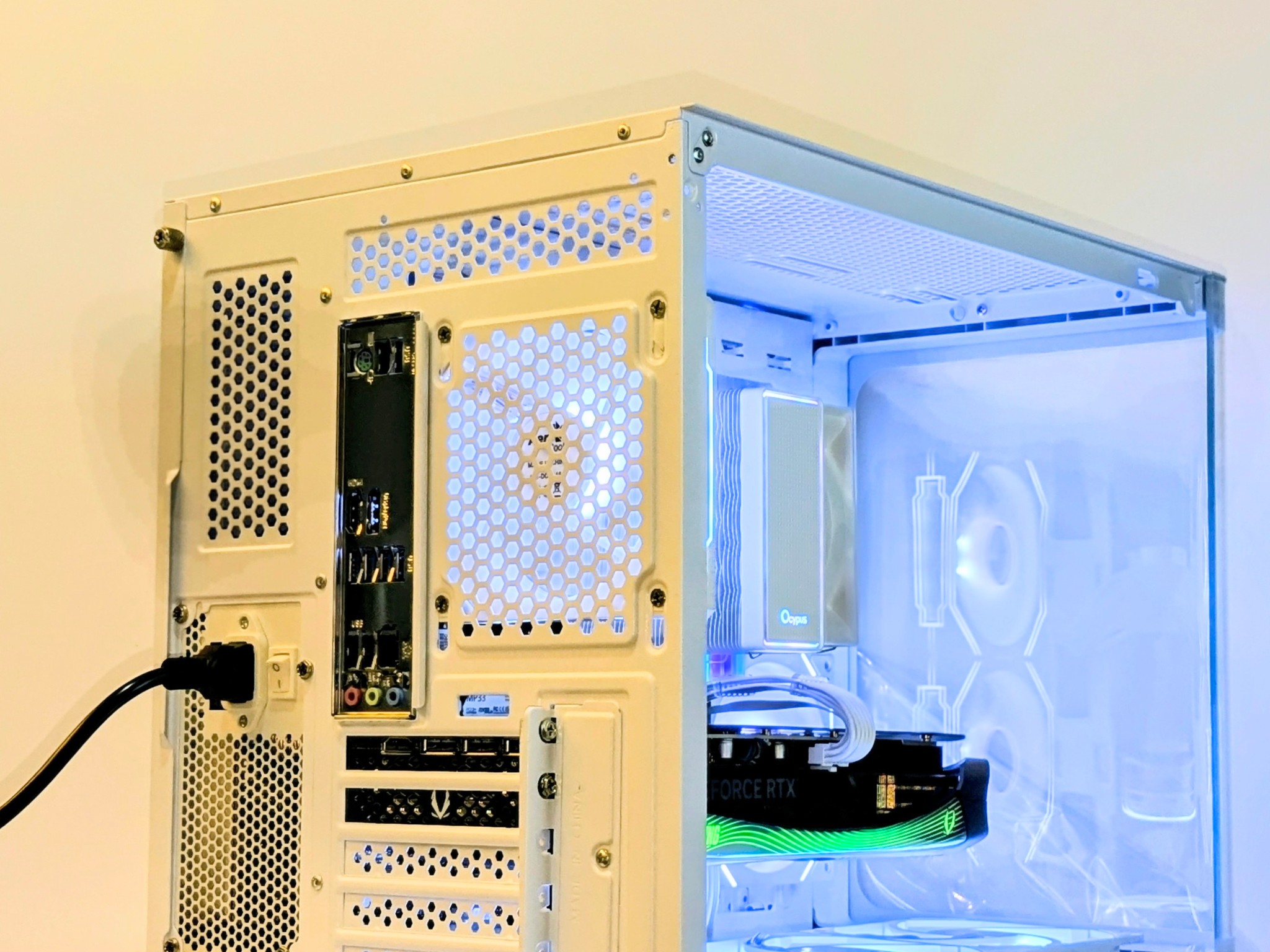 1440P/4K Gaming Beast🔥⚪|RTX 4070TI|32GB RAM|Ryzen 9|2TB Storage|Wi-Fi+ BT| Windows 11