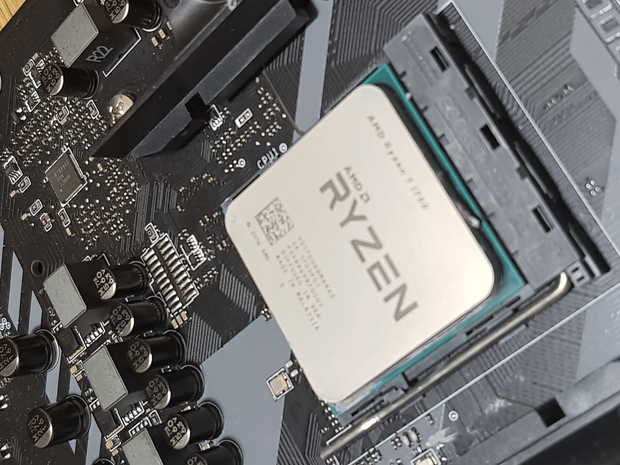 Ryzen 5 1600 and B350 Tomahawk
