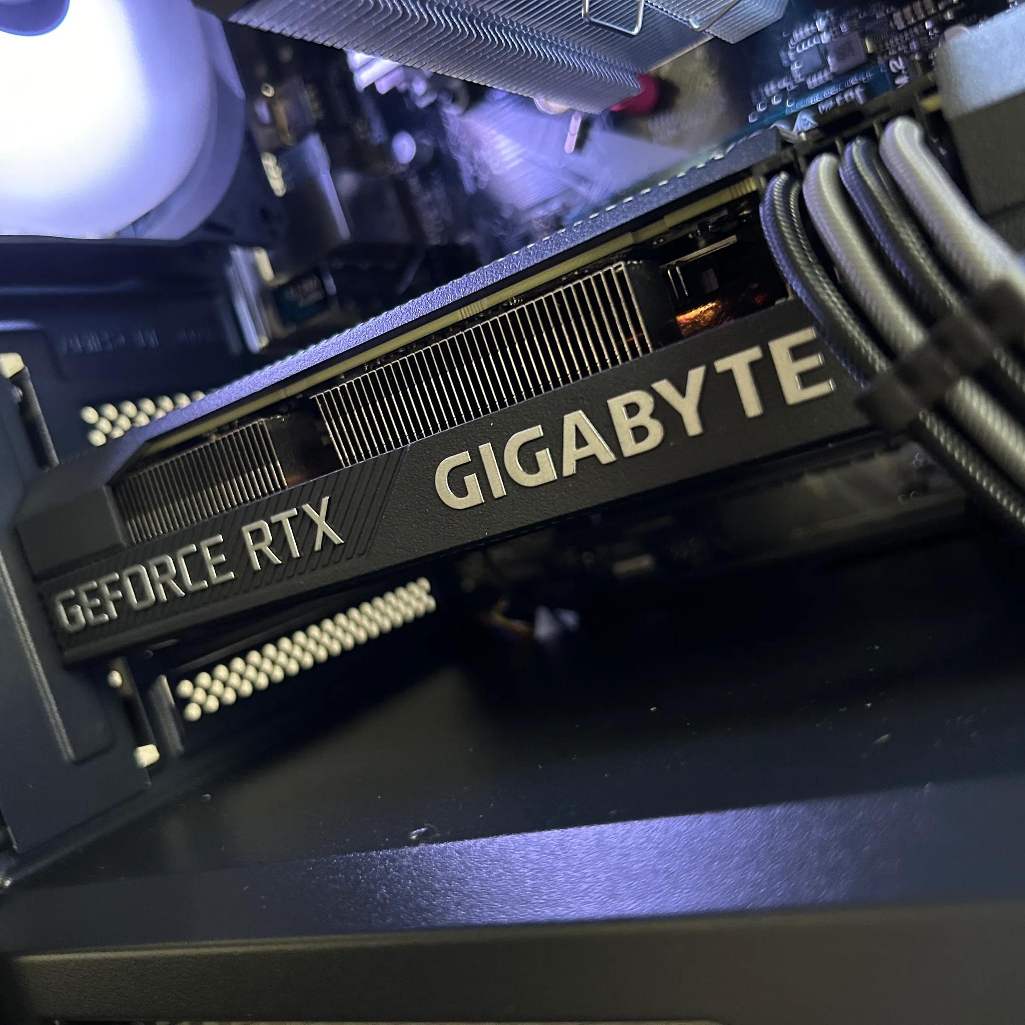 Gaming Pc (Ryzen 5 3600 / Rtx 3060)