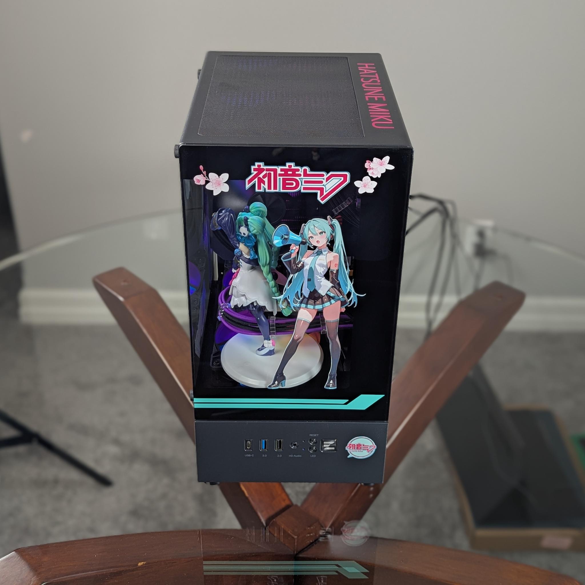 The Hatsune Miku 1080p Gaming PC | Nvidia GTX 1660Ti | Intel 14-core CPU | 16GB RAM | 512GB SSD