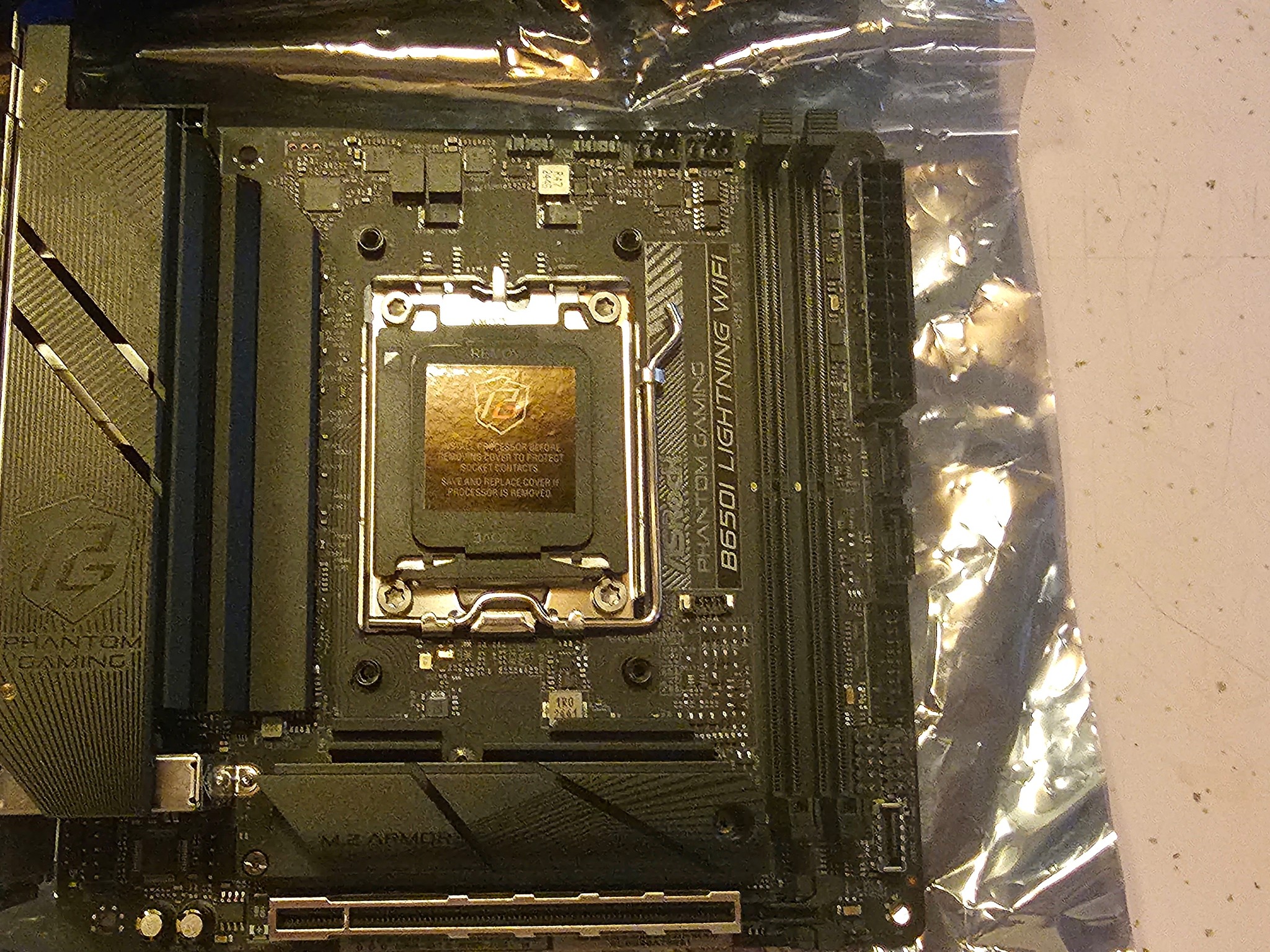 ASROCK B650i Lighting Mini ITX AM5 Motherboard
