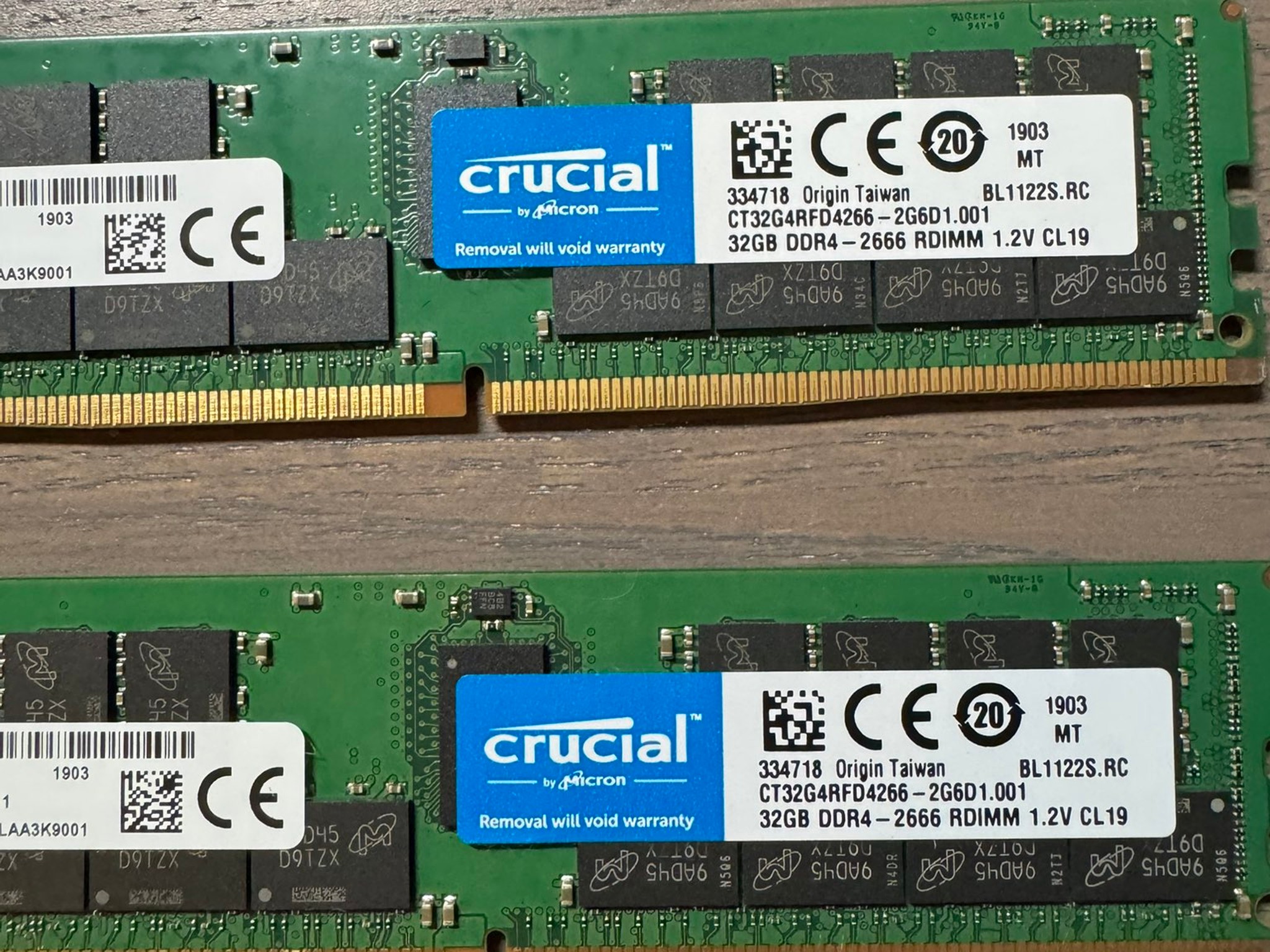 128GB - 4 x 32GB Crucial 2Rx4 PC4-2666MHz DDR4 ECC Reg Registered Server Ram