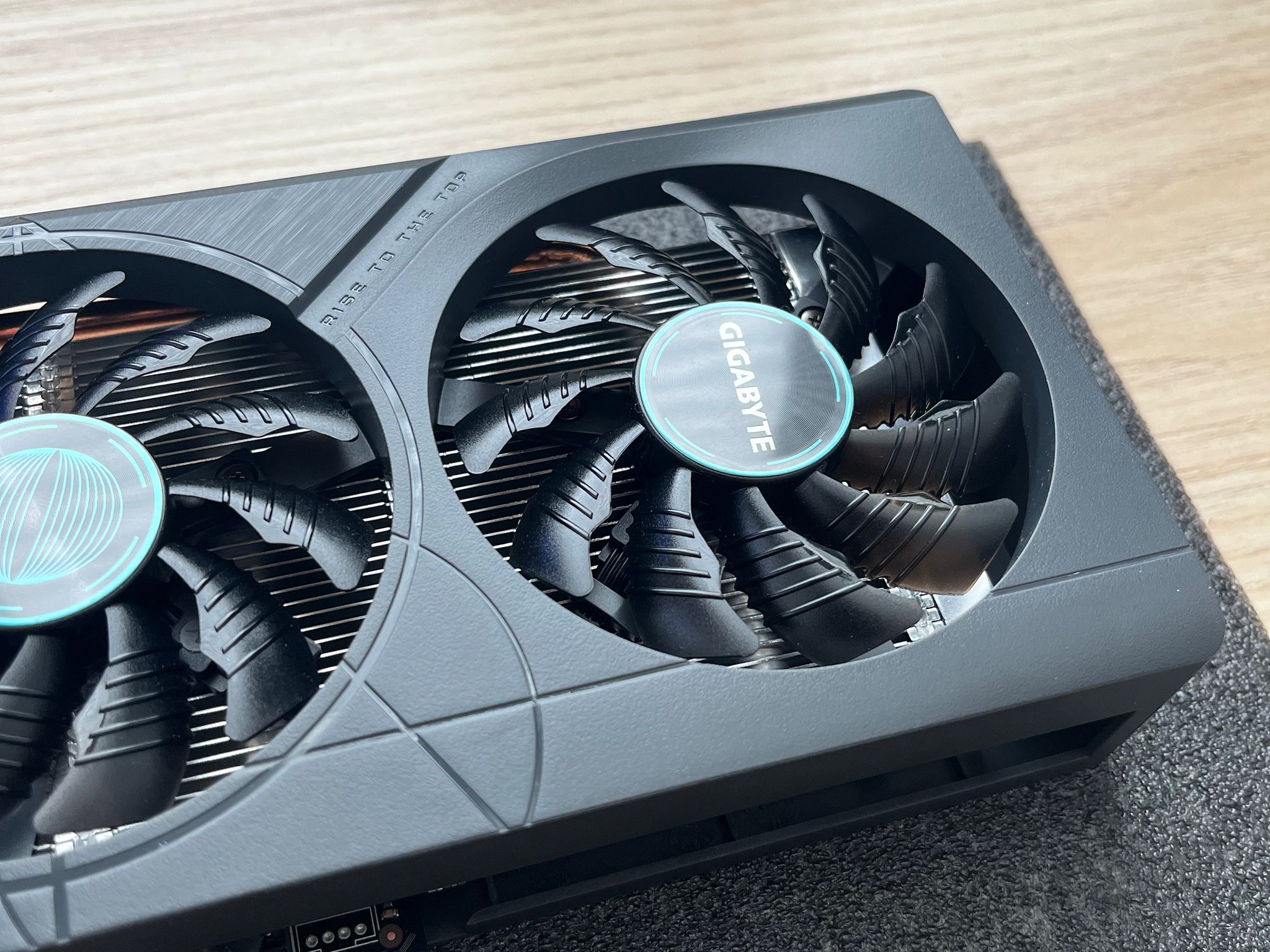 **SUMMER SALE** GIGABYTE - NVIDIA GeForce RTX 4060 EAGLE OC 8GB GDDR6 - GREAT CONDITION