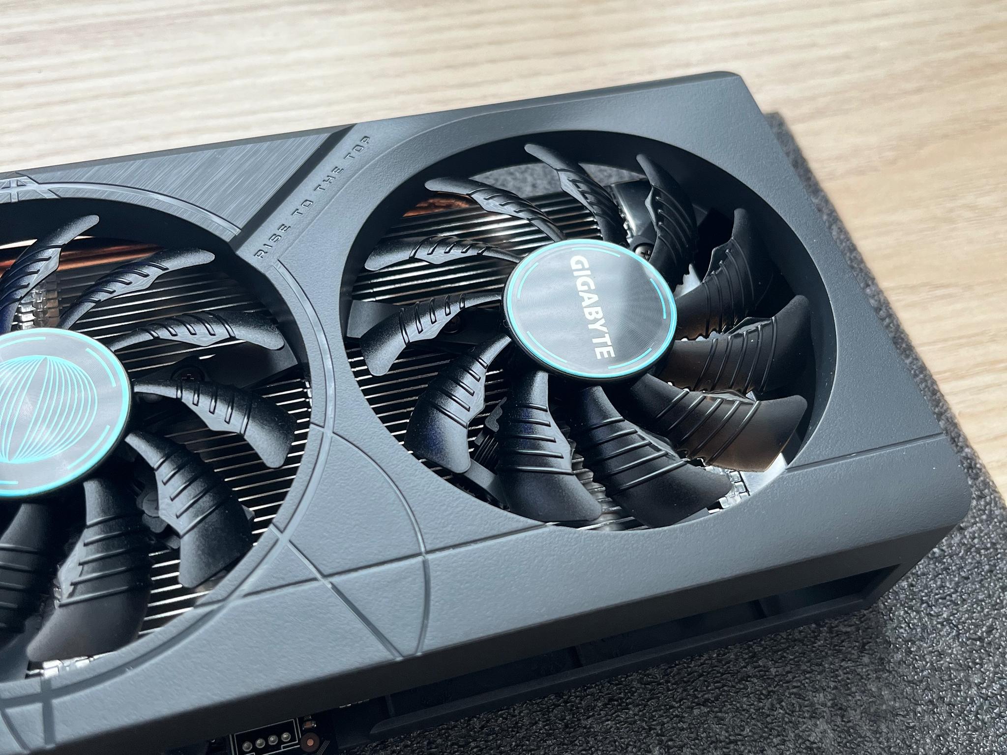 **SUMMER SALE** GIGABYTE - NVIDIA GeForce RTX 4060 EAGLE OC 8GB GDDR6 - GREAT CONDITION