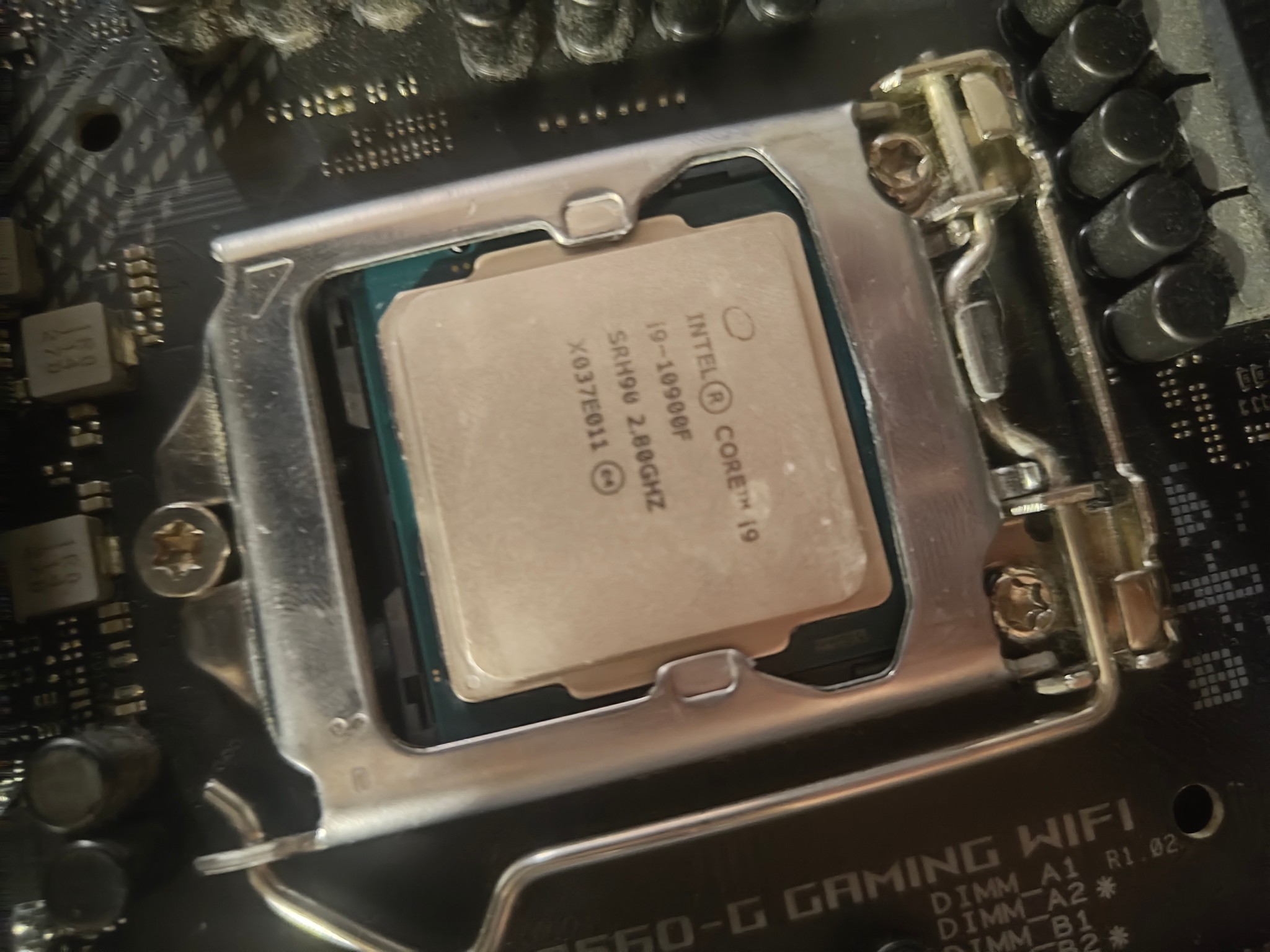 Intel Core i9-10900F