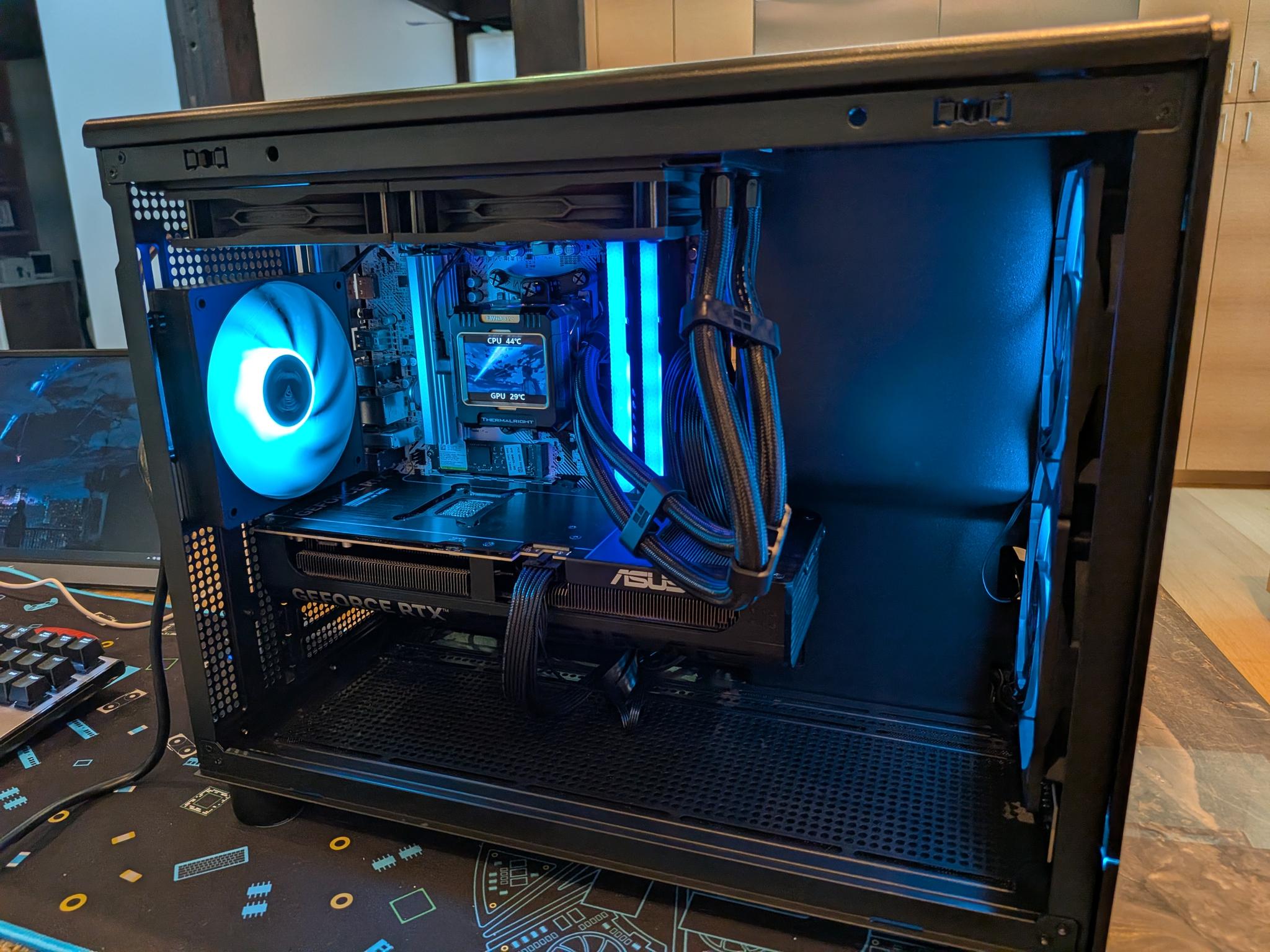 1440p Comet - RTX 5070, Ryzen 5 9600X, 32 GB DDR5, 2 TB Gen 4 NVME