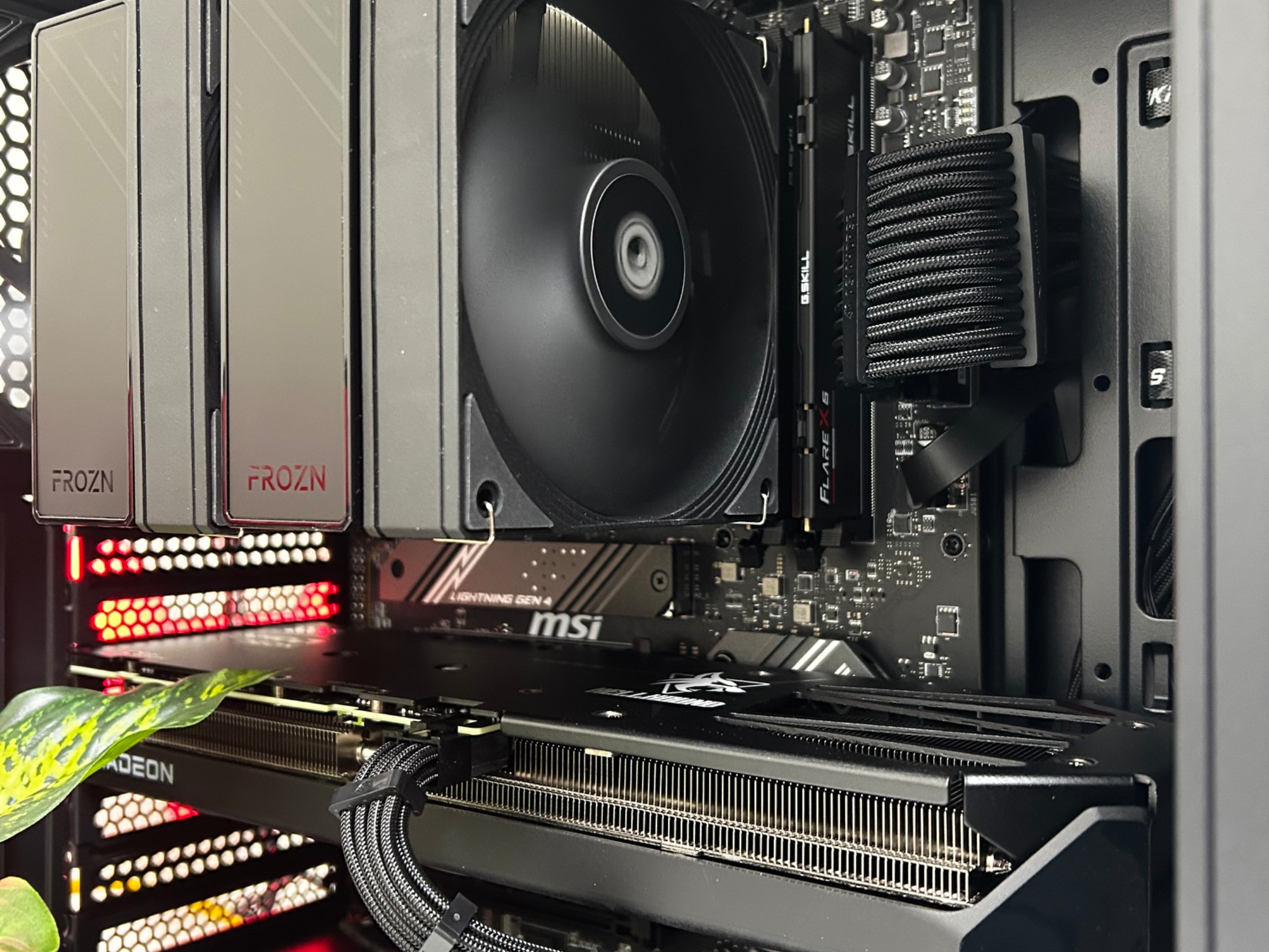 🖤Ryzen 5 7600X – RX 9060 XT 16GB -Wood - 32GB/ 1TB / 750 W Gold🐺⚙️