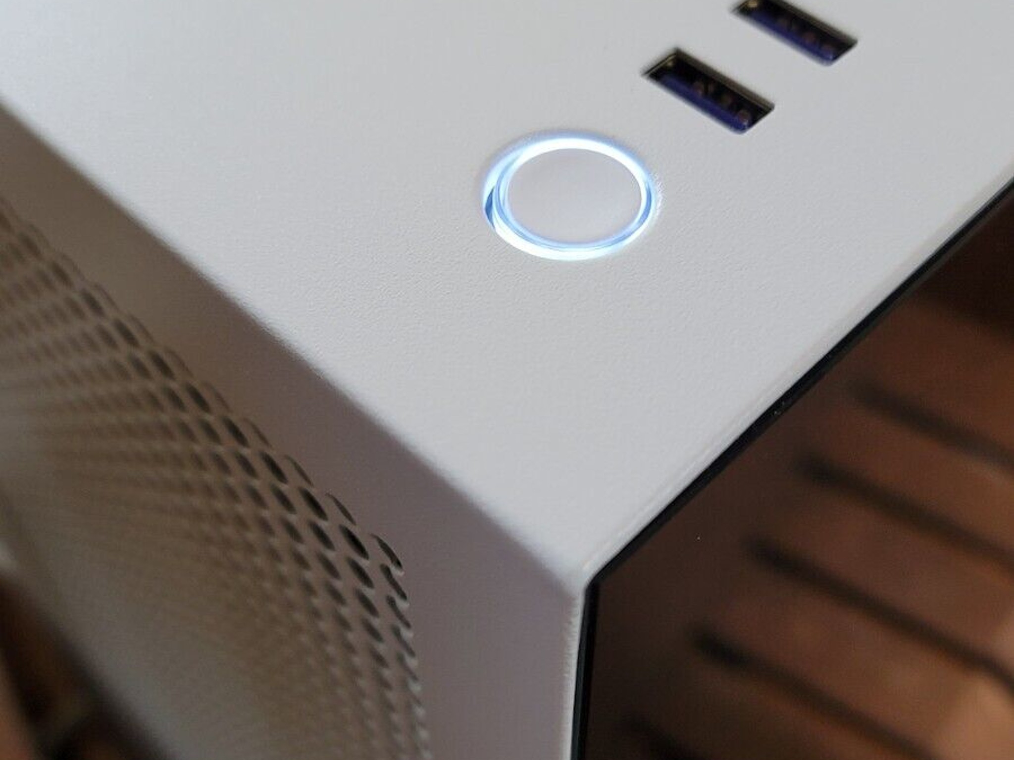 ITX i7-10700KF, RTX 3070, 64Gb RAM WiFI, BT, 1.5Tb SSD(s) (V2 w/ GOOD riser)