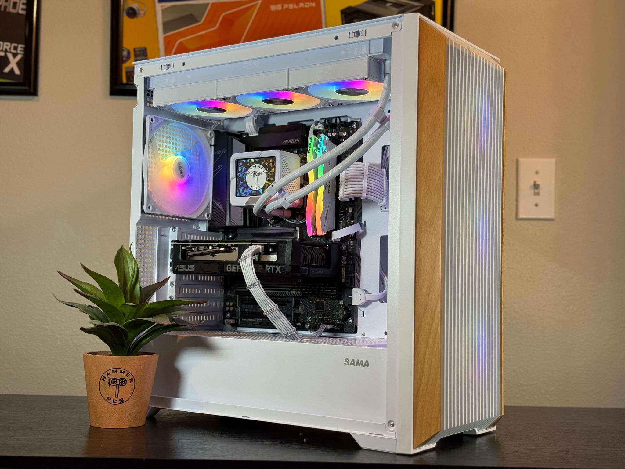 🪵RTX 4070 Super, Ryzen 5 9600X, 32gb DDR5, 2TB NVMe🪵| Gaming/Streaming PC | Customizable Screen!