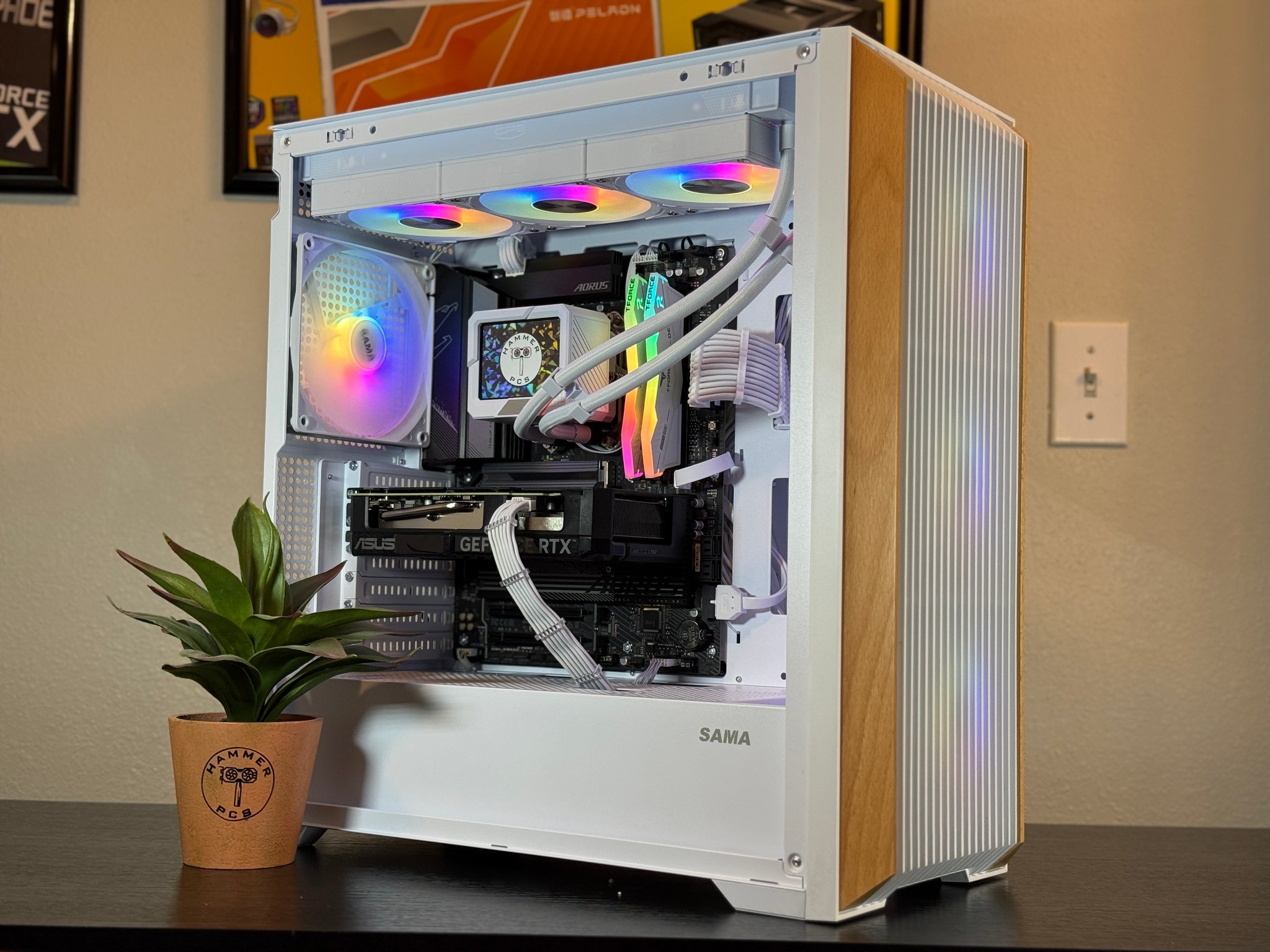 🪵RTX 4070 Super, Ryzen 5 9600X, 32gb DDR5, 2TB NVMe🪵| Gaming/Streaming PC | Customizable Screen!