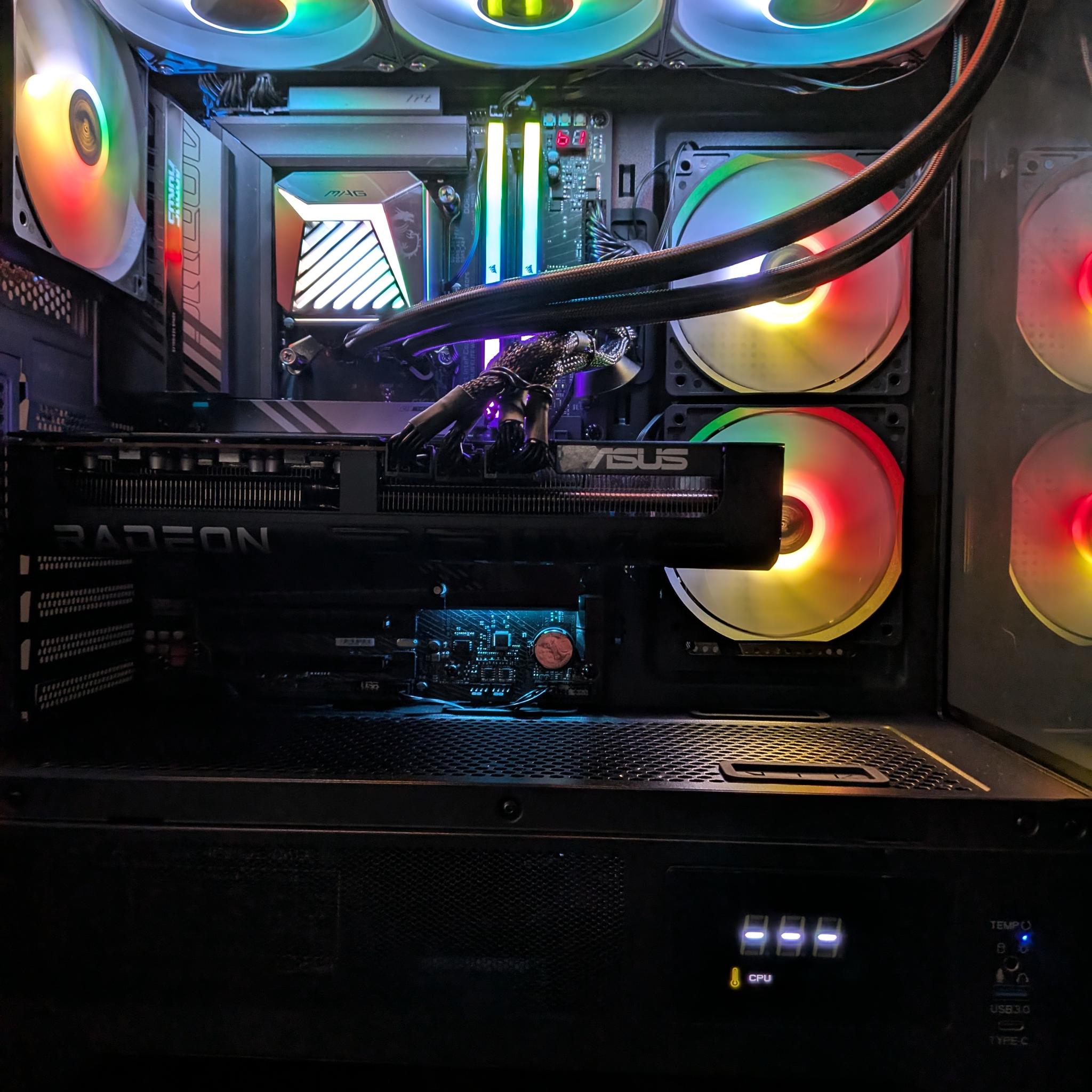 Core Ultra 7 265K | RX 9070 XT | 32 GB DDR5  | 1 TB | 1000W