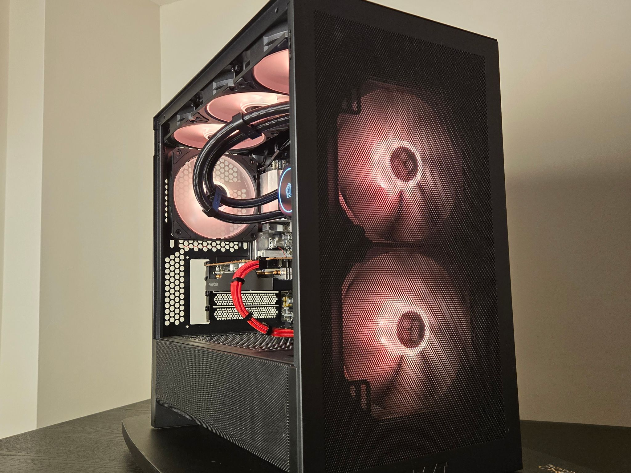 RX 6650 XT | Ryzen 5 5600 | 16gb DDR4 | 1tb Storage👏🏽 | Jawa