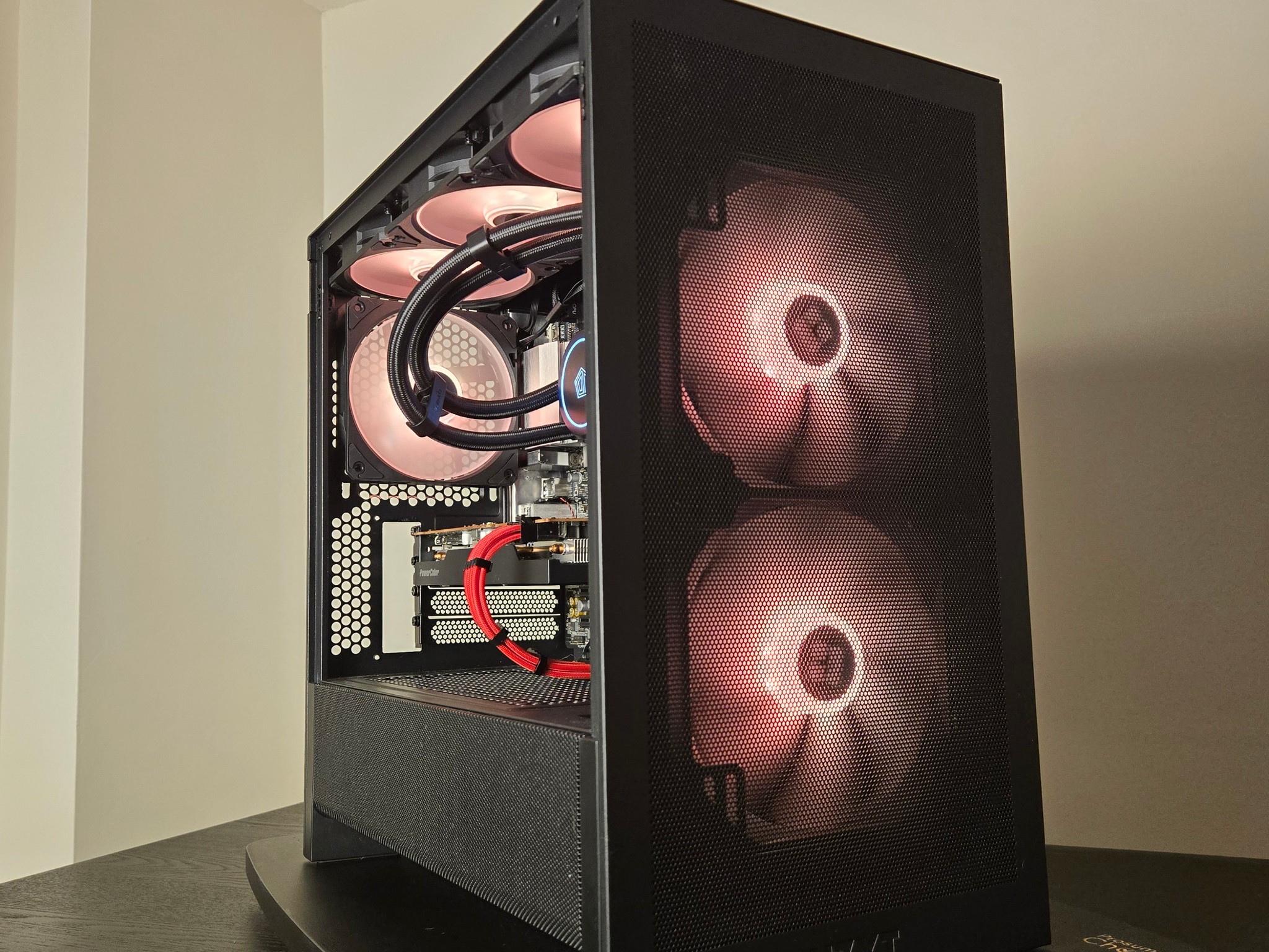 RX 6650 XT | Ryzen 5 5600 | 16gb DDR4 | 1tb Storage👏🏽