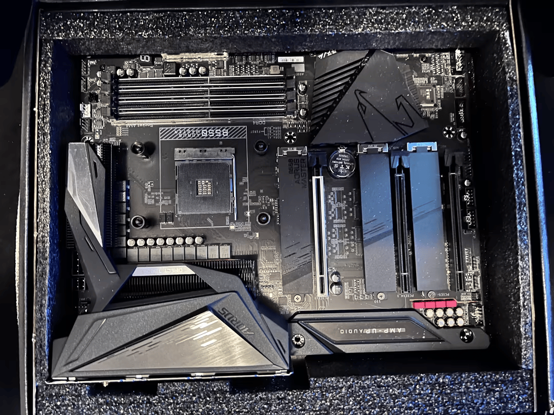 ‘Black’ used for 7 ‘months aorus master’ 