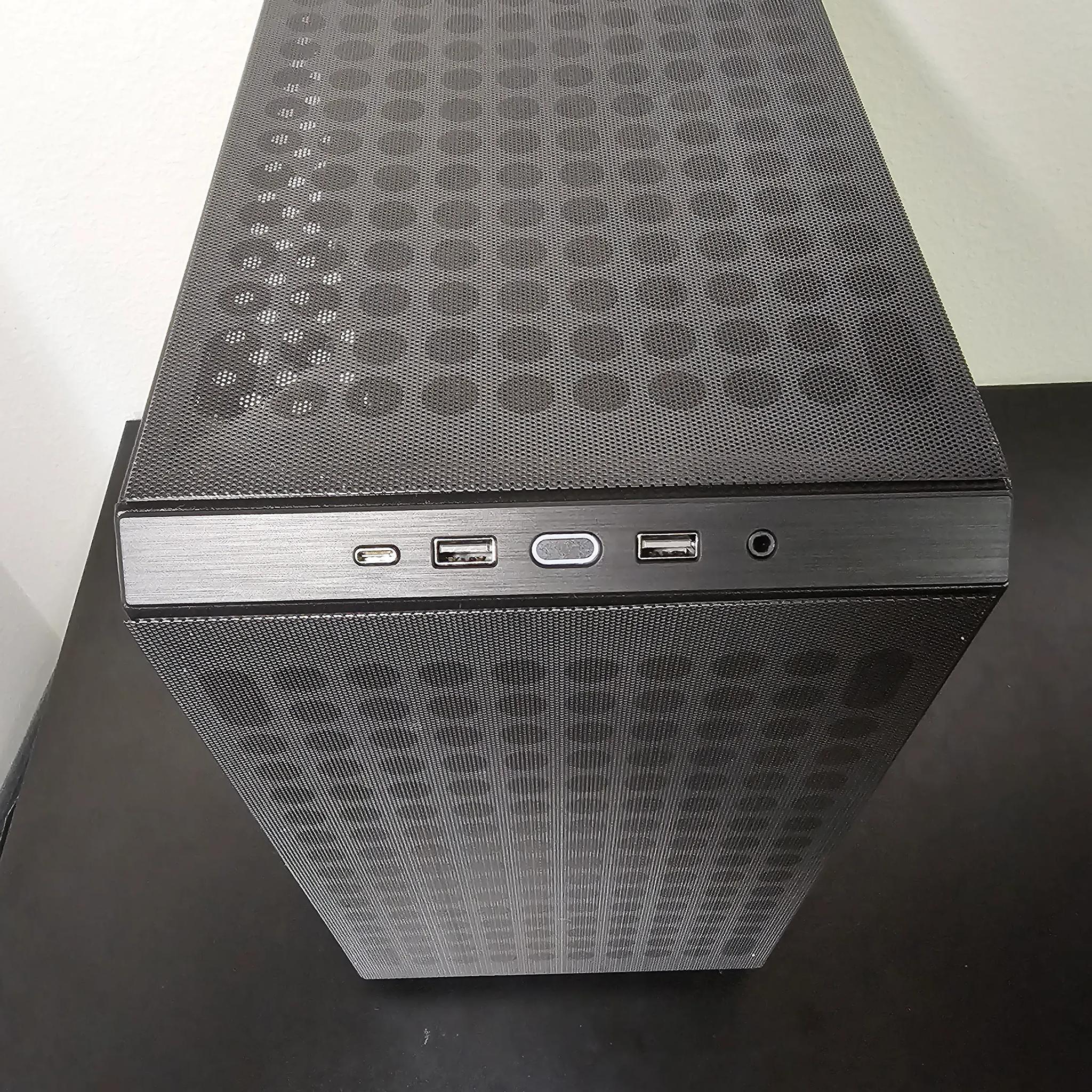 1080p Dragon // i5 9400f // GTX 1070 // 16GB DDR4 // 960GB SSD // Wi-Fi + BT