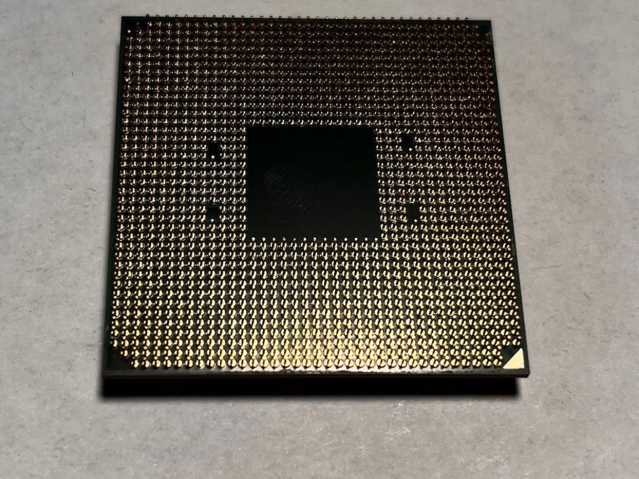AMD Ryzen 7 2700X