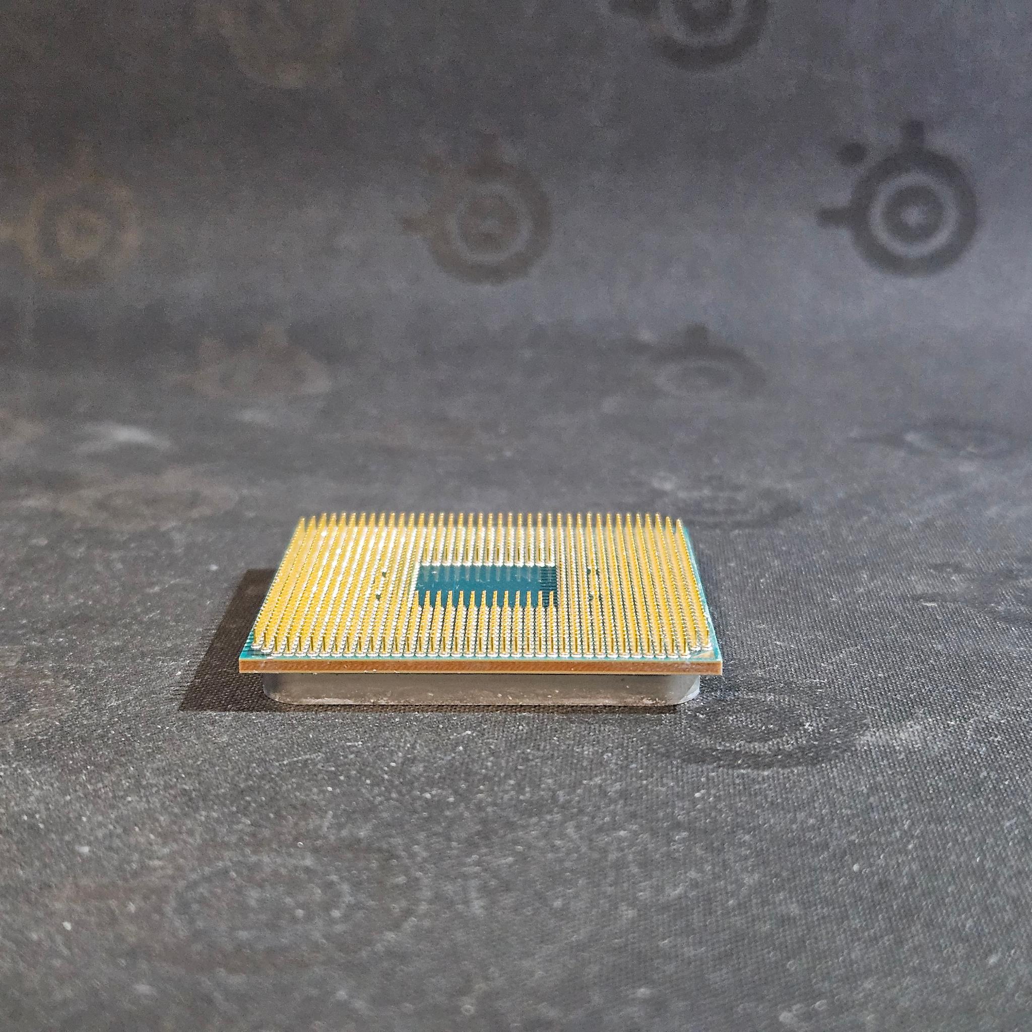 AMD Ryzen 7 3700X 8 Core 16 Thread Socket AM4 Processor - FOR PARTS