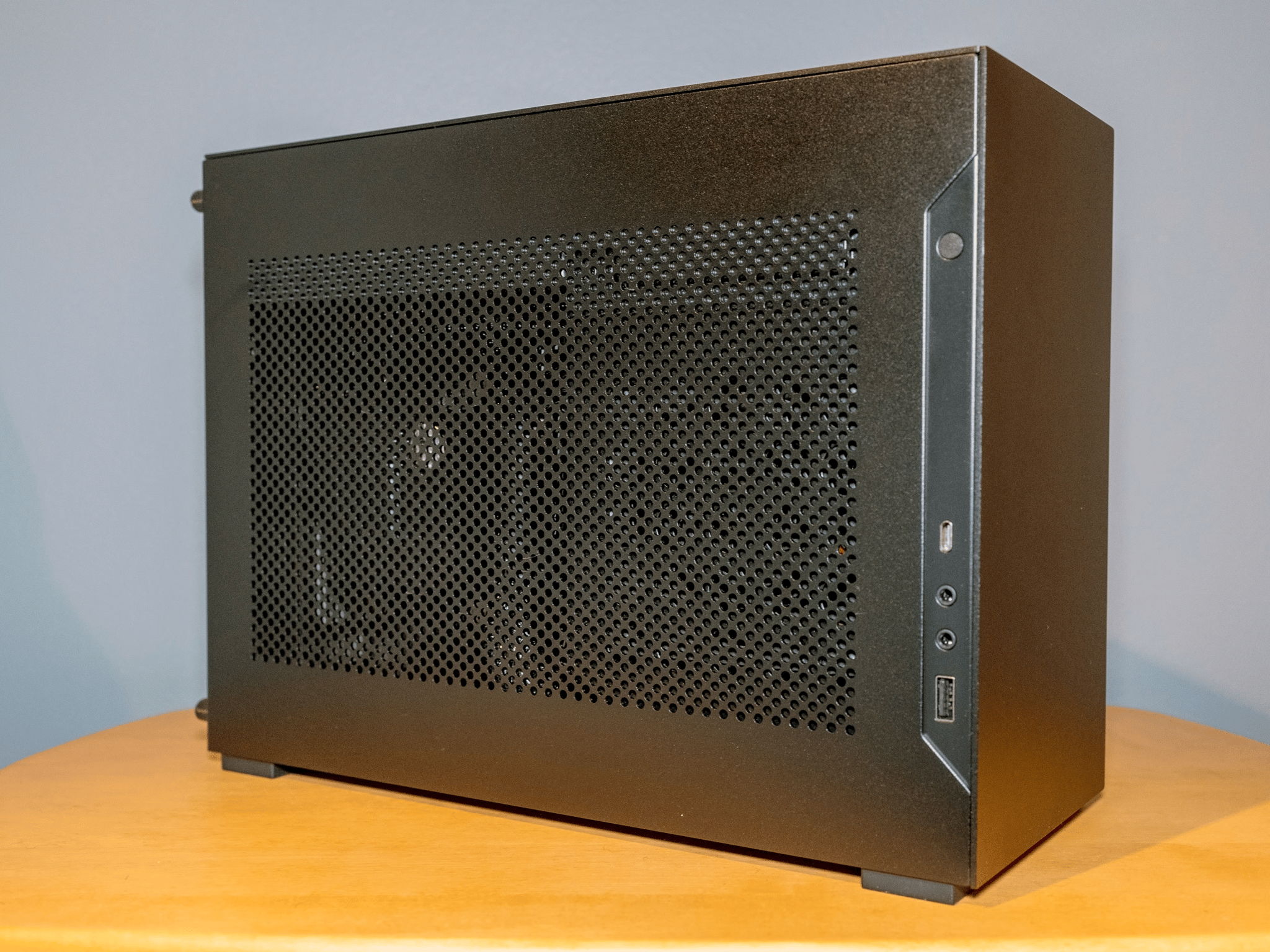 Ryzen 5600X - RTX 3060ti - ITX Custom Build - LianLi A4 H20 16GB Memory - 1TB SSD