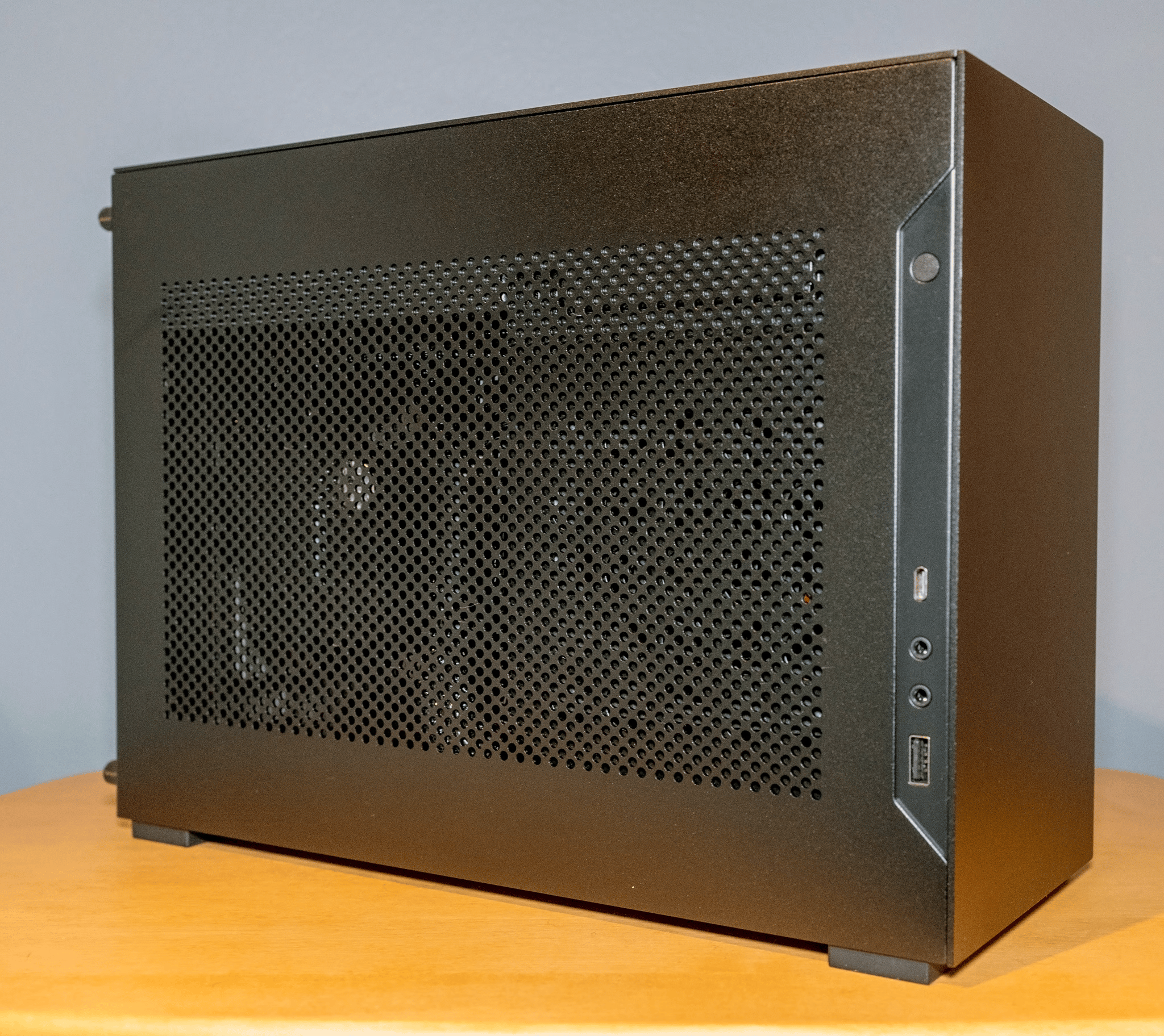 Ryzen 5600X - RTX 3060ti - ITX Custom Build - LianLi A4 H20 16GB Memory - 1TB SSD