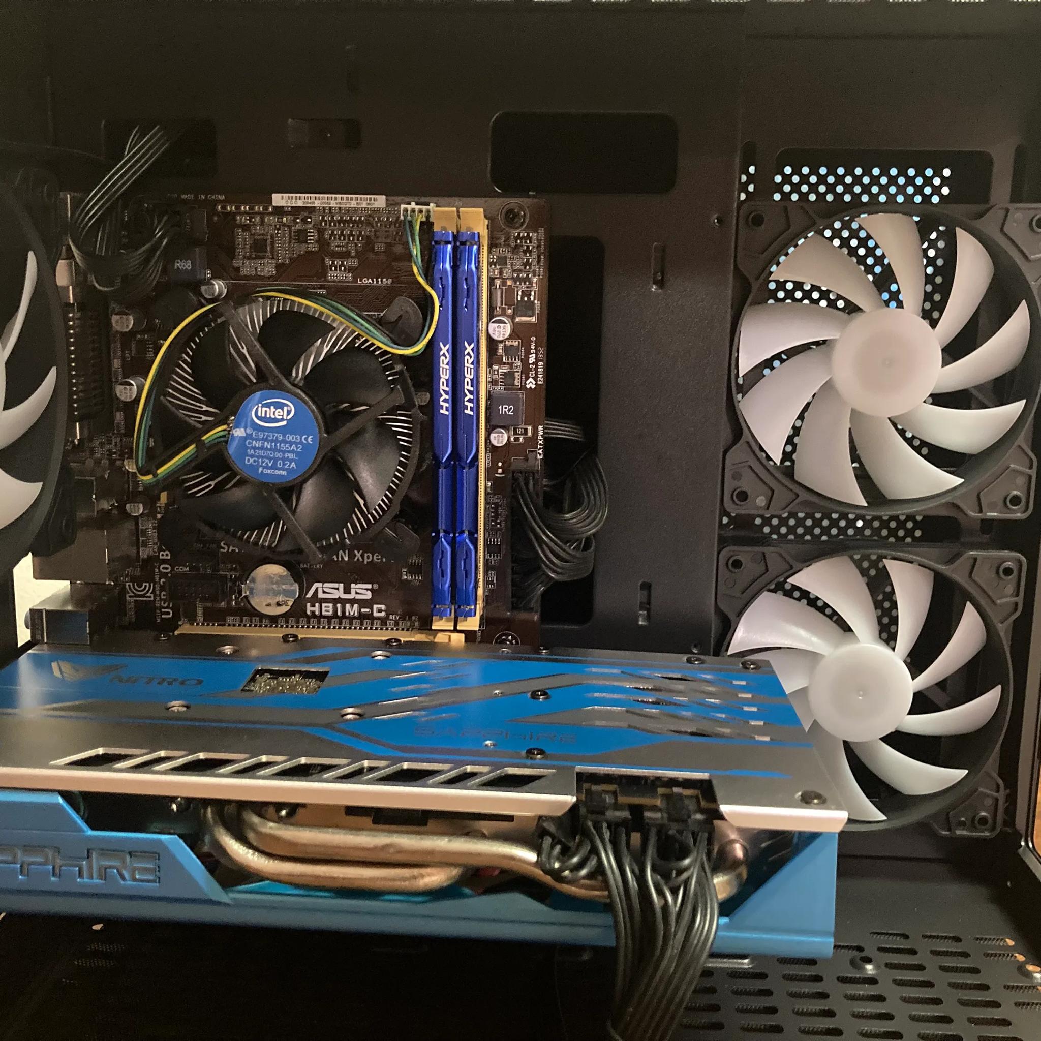 Gaming PC / RX 590 8gb /  i7 / 16gb RAM