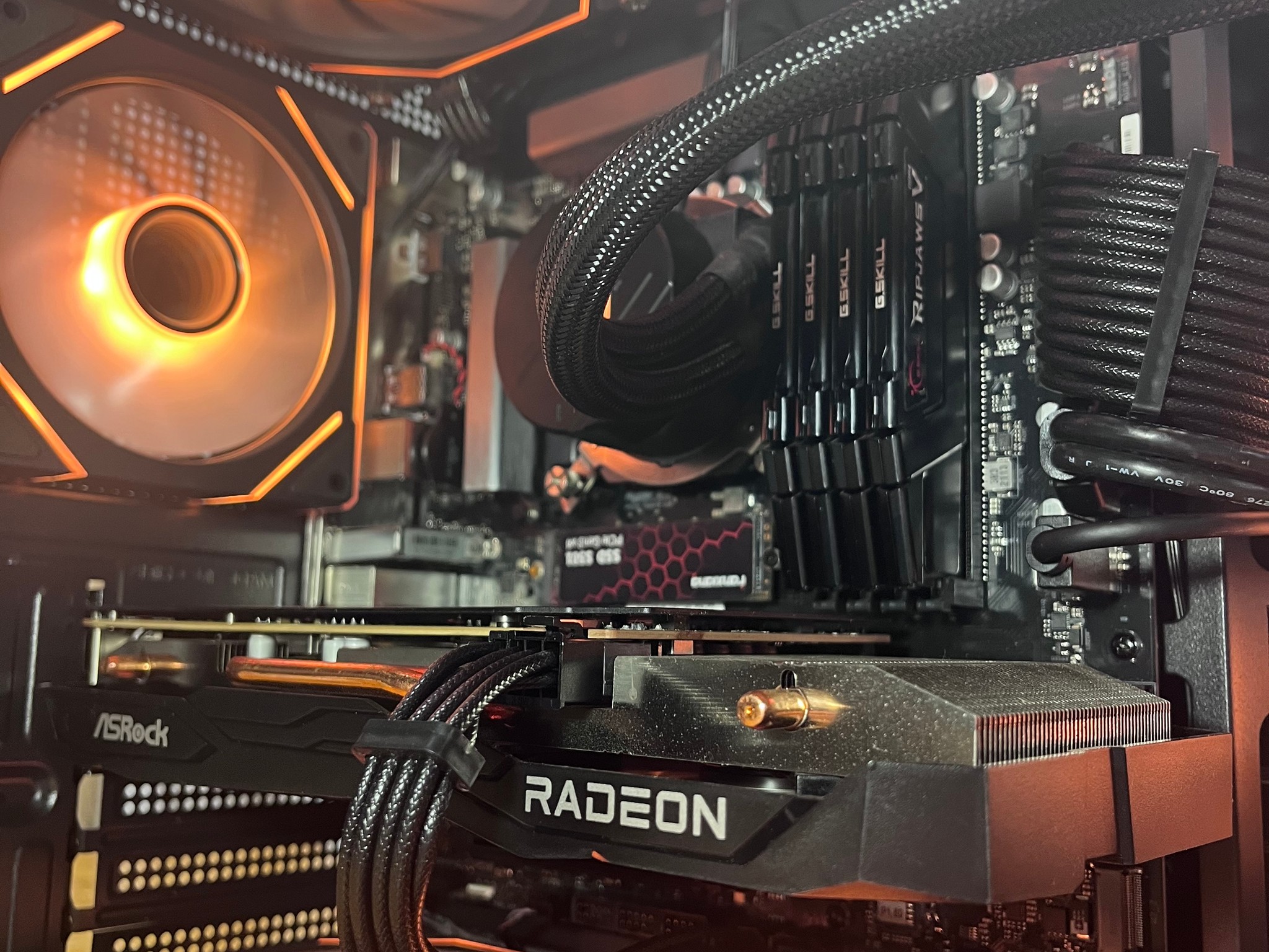 RX 7600 | i7 11700F | 32GB RAM | 1TB SSD | Gaming PC